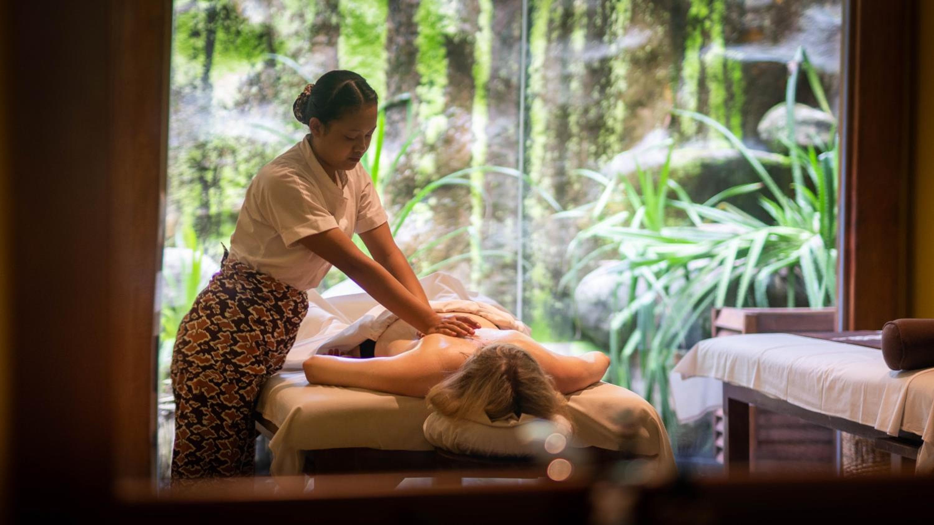 Adaaran Select Meedhupparu - with Dine around Premium All inclusive - 24 hours - View 9