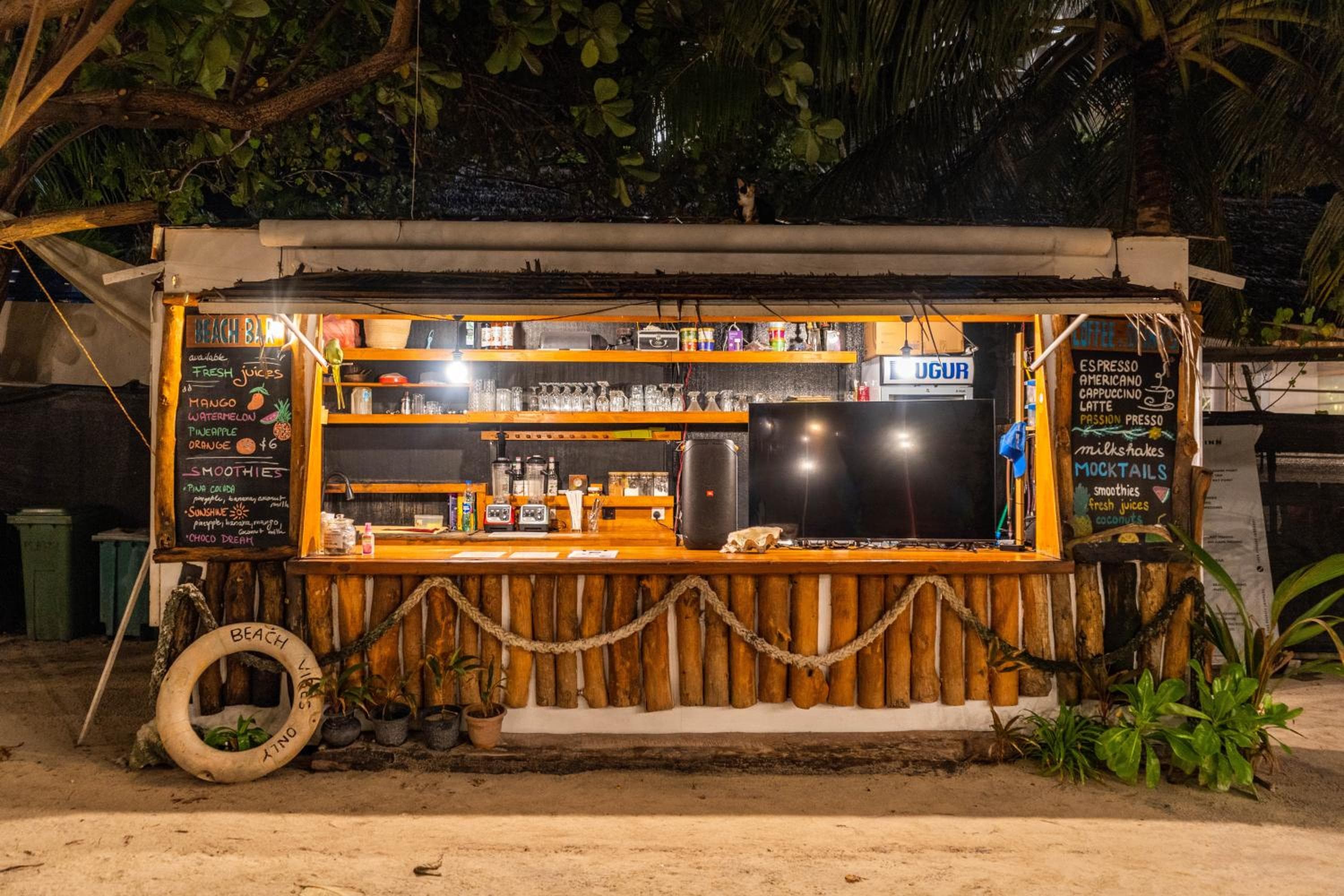 Dhiffushi Inn - View 32