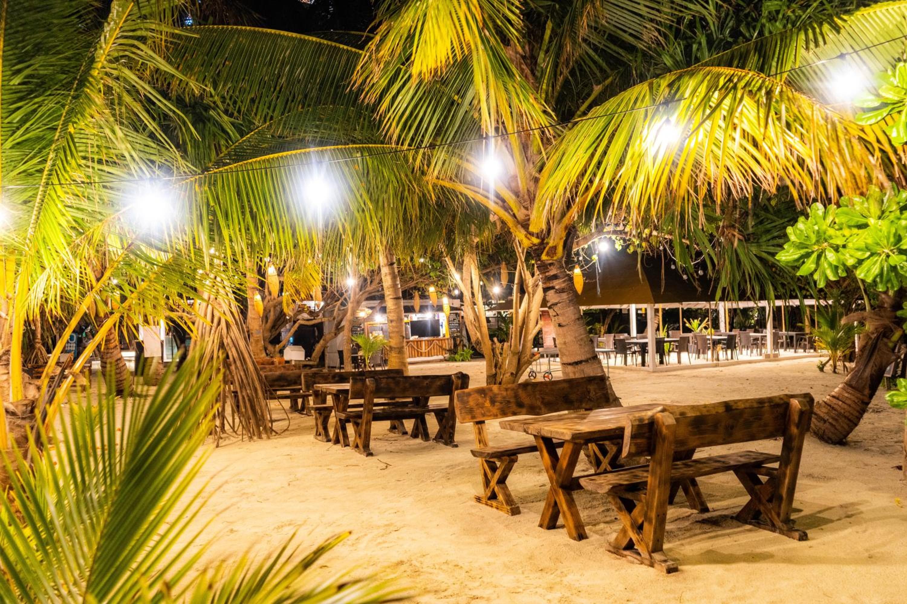 Dhiffushi Inn - View 27