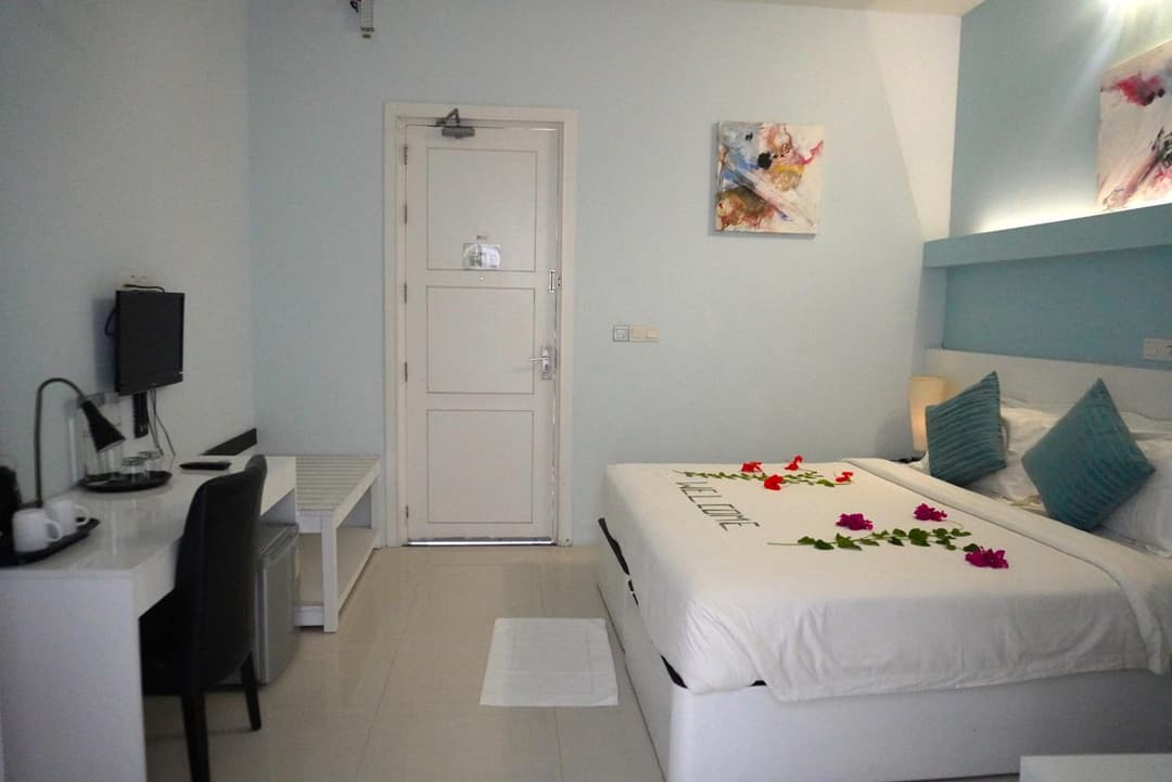 TME Retreats Dhigurah - View 23