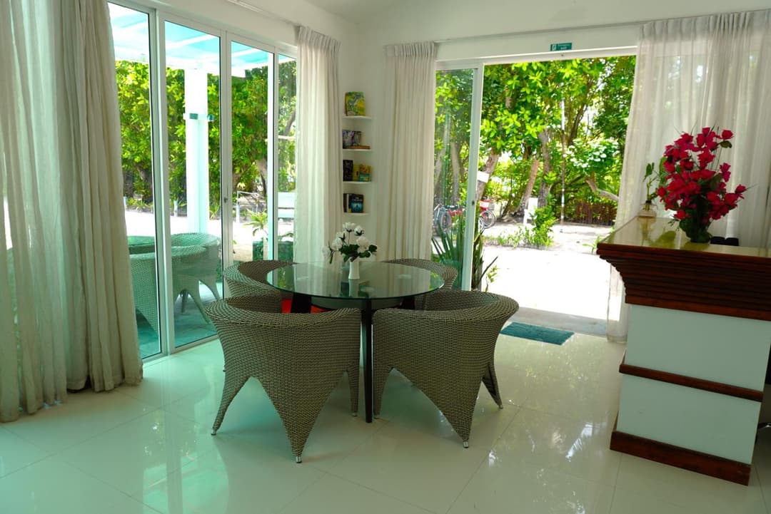 TME Retreats Dhigurah - View 109