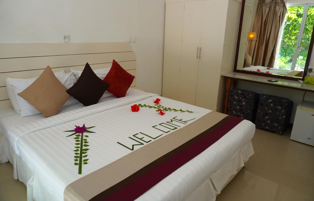 TME Retreats Dhigurah - View 111