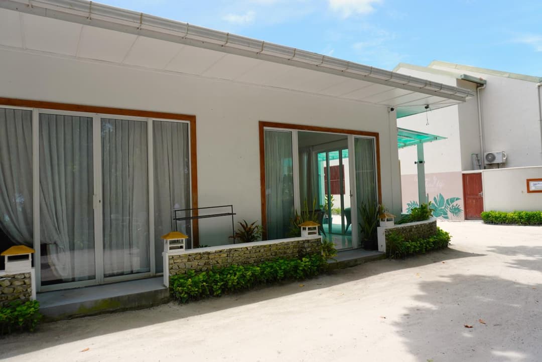 TME Retreats Dhigurah - View 21