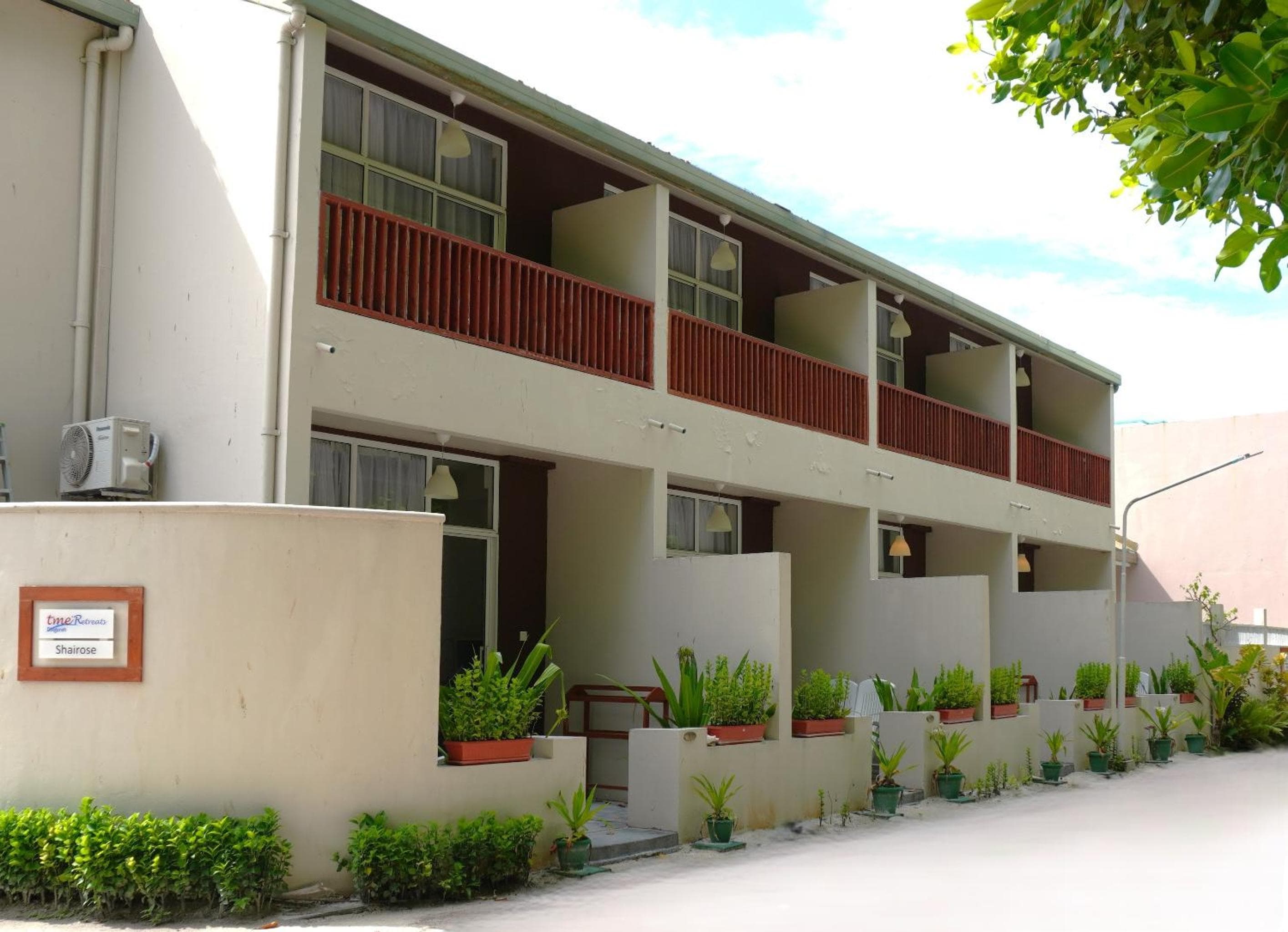 TME Retreats Dhigurah - View 36