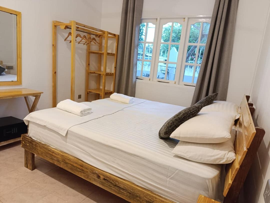 Bahaaru Villa Surf and Stay - View 17