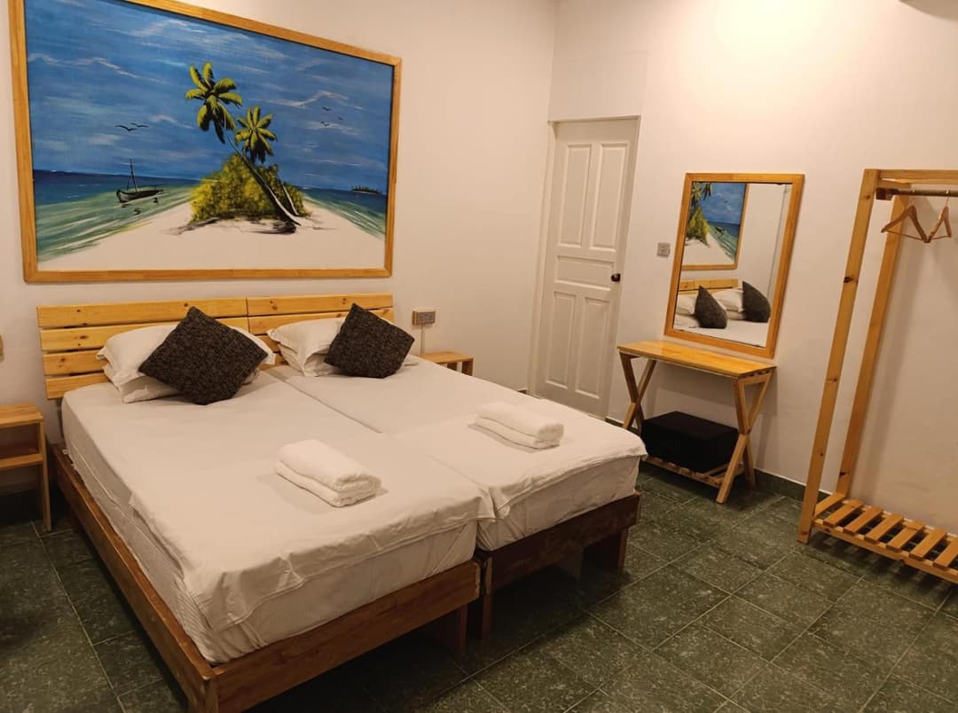 Bahaaru Villa Surf and Stay - View 2