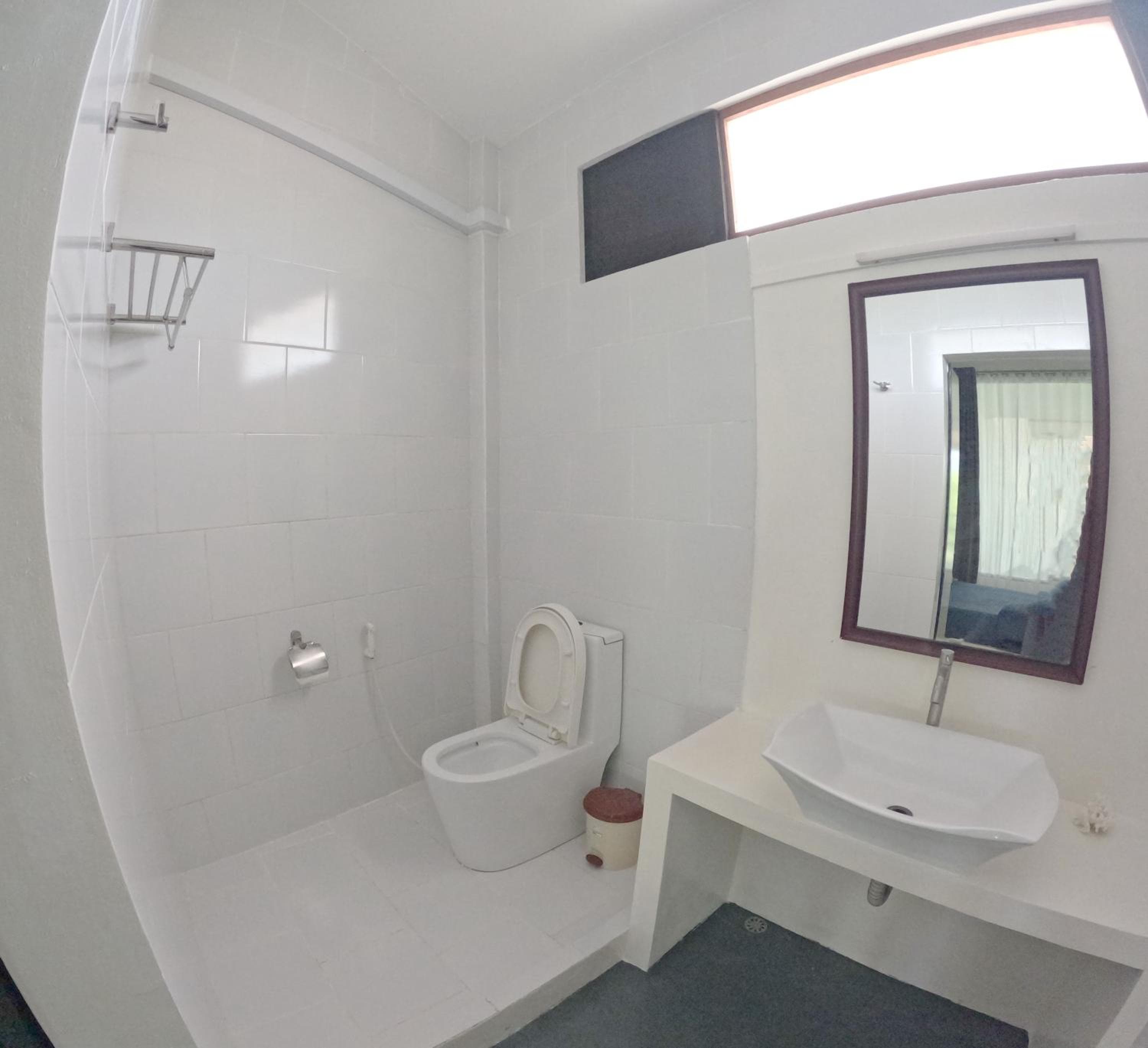 Adroit Sunset View - View 40