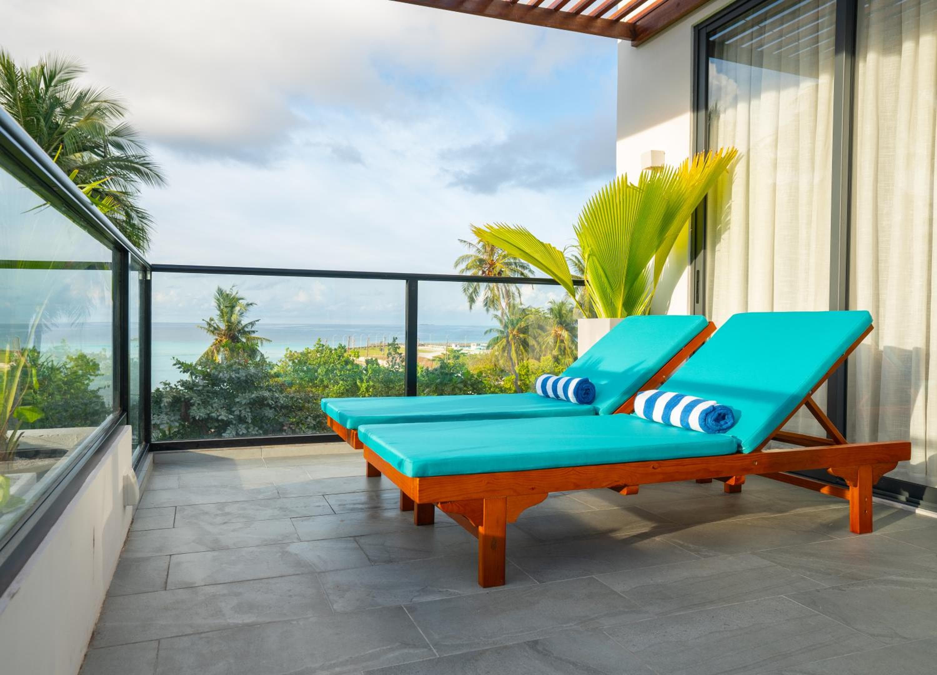 Whale Shark Boutique - View 5