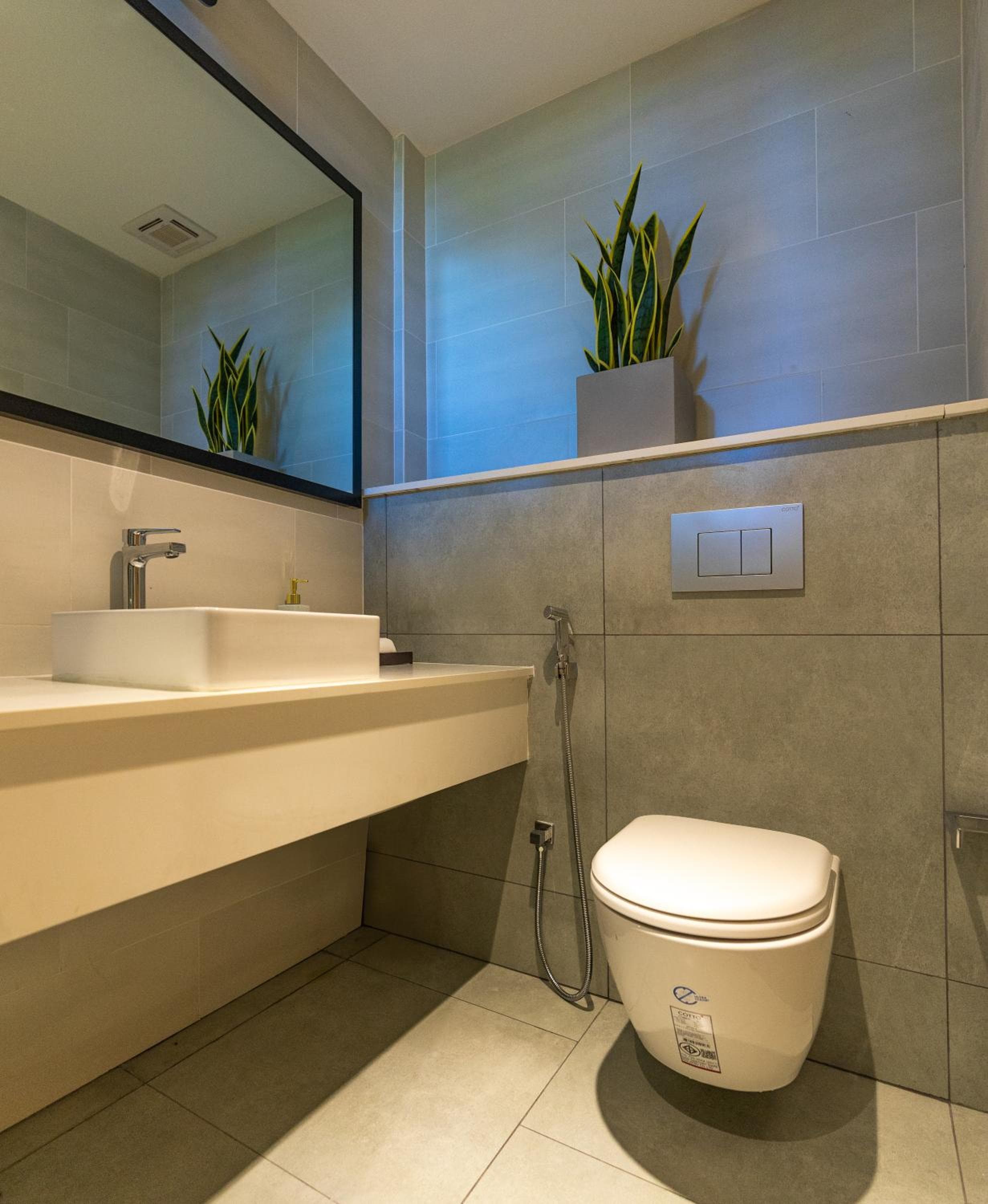 Whale Shark Boutique - View 6