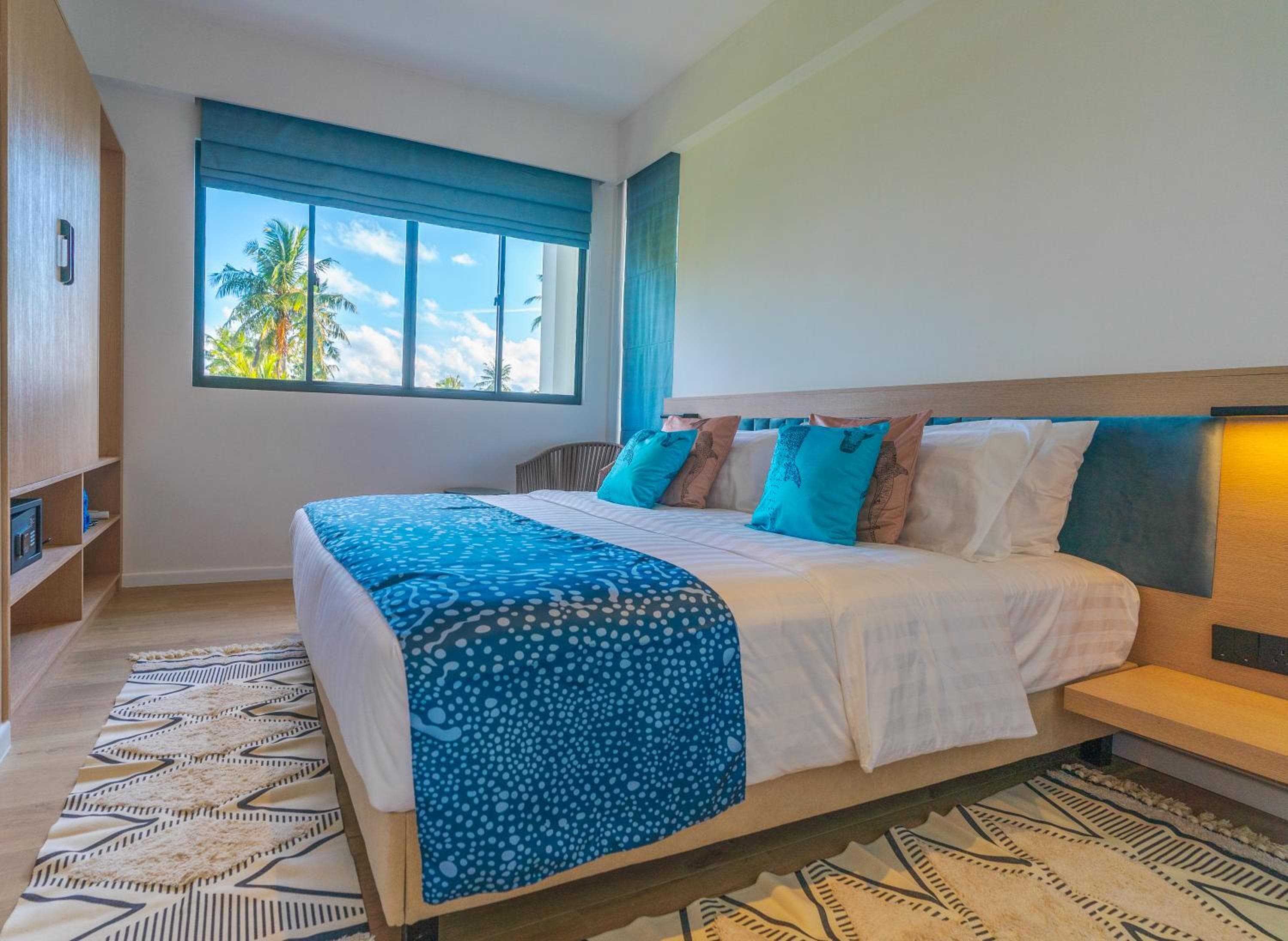 Whale Shark Boutique - View 11