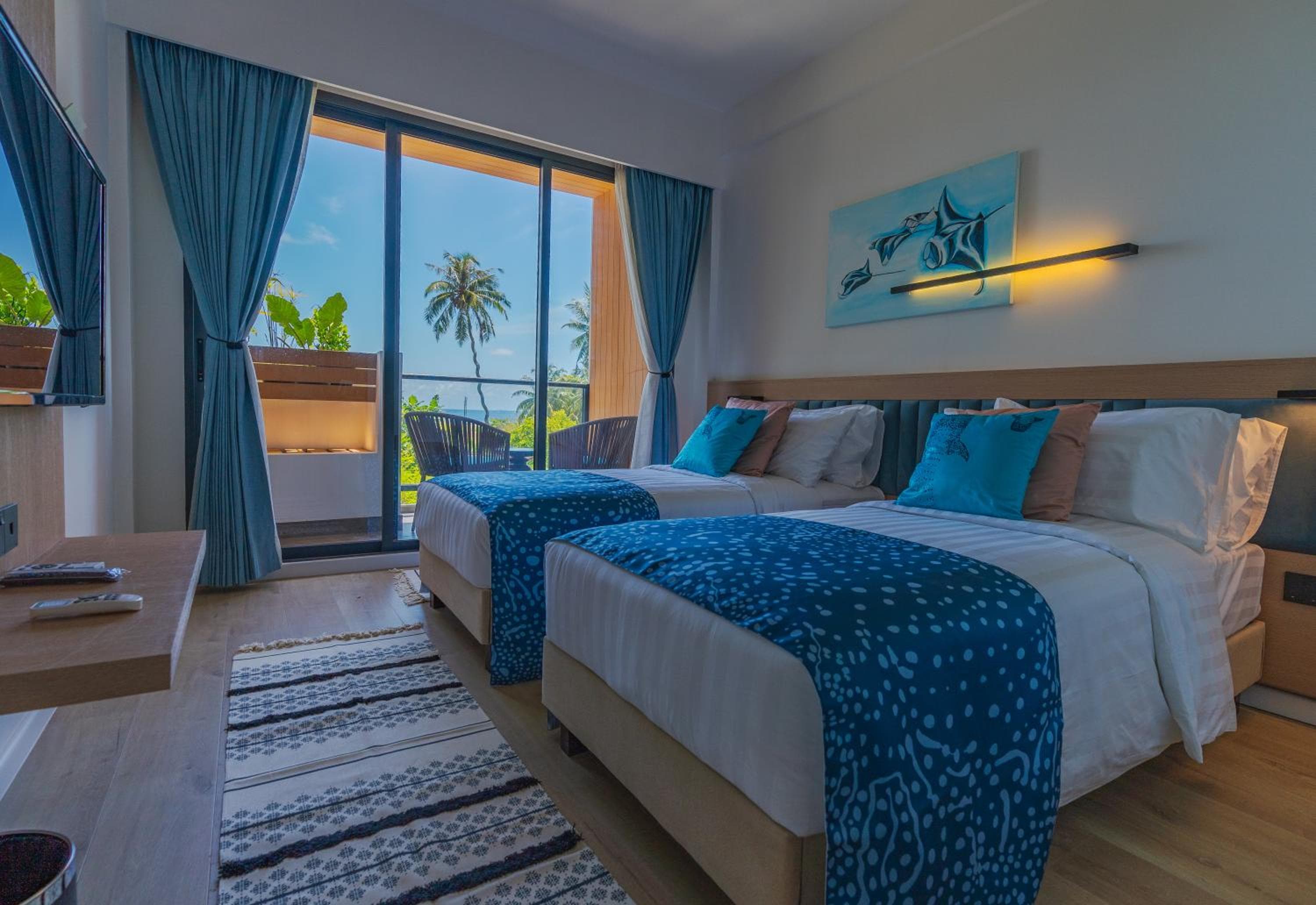 Whale Shark Boutique - View 15