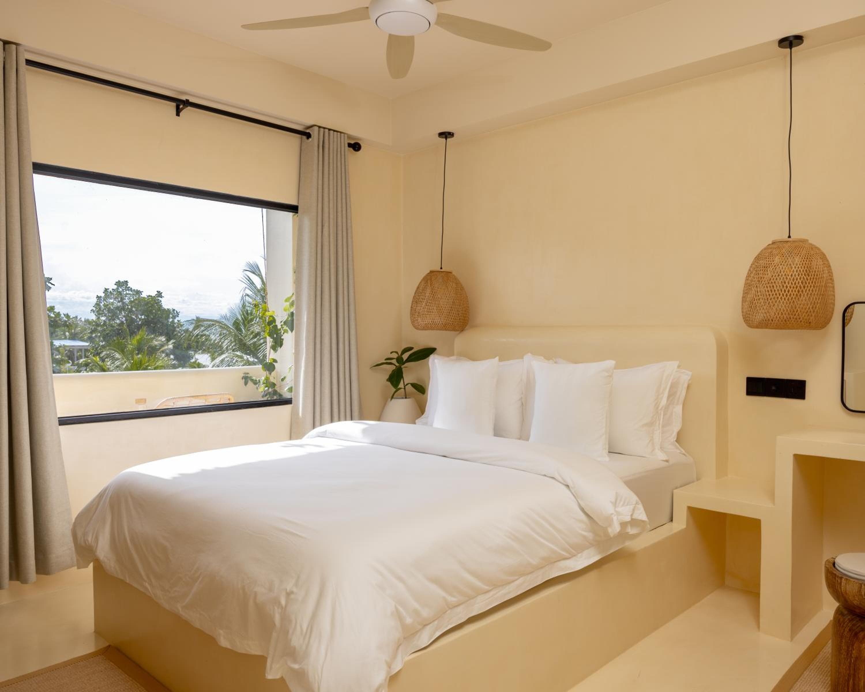 Isla Retreat - View 65