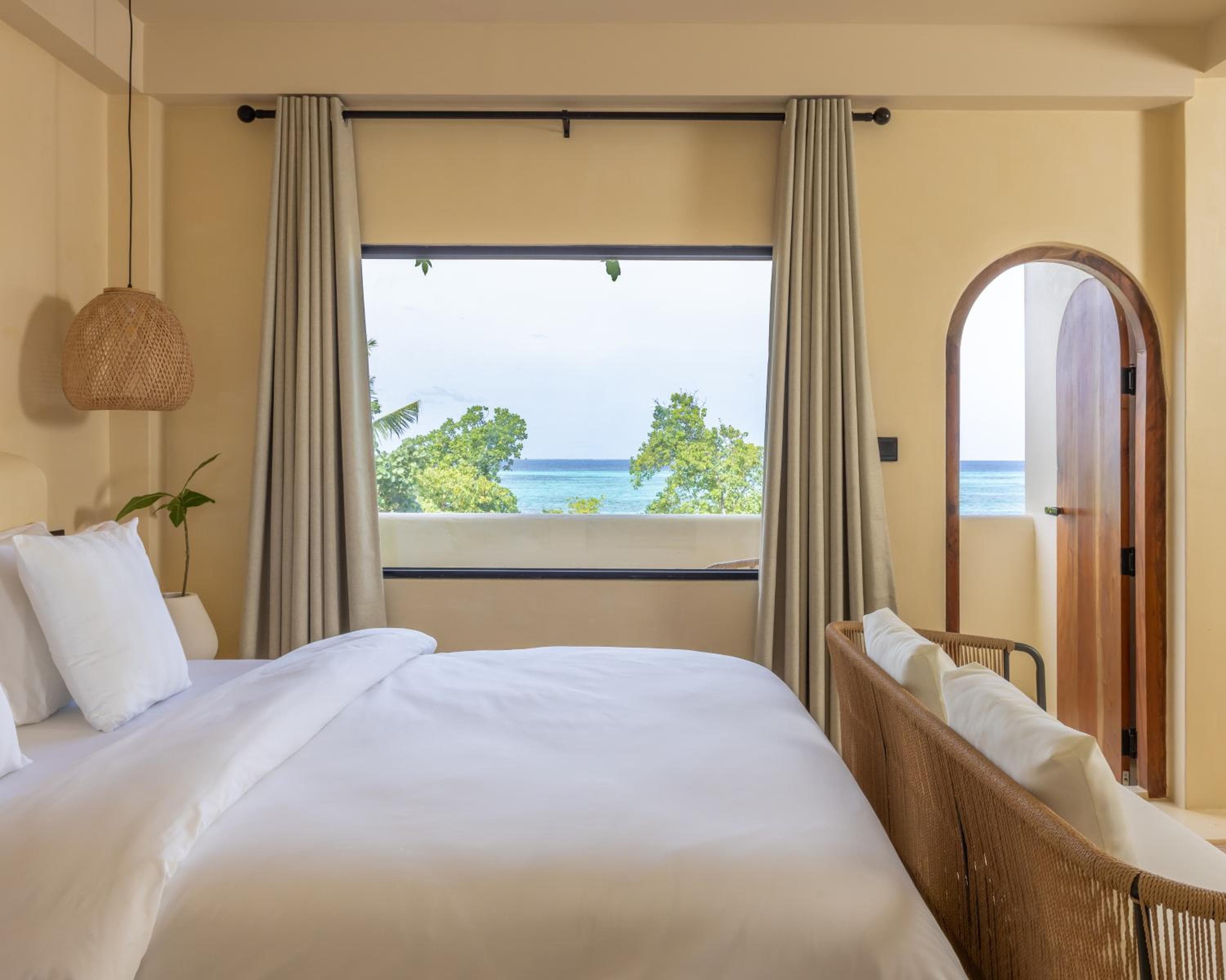 Isla Retreat - View 72