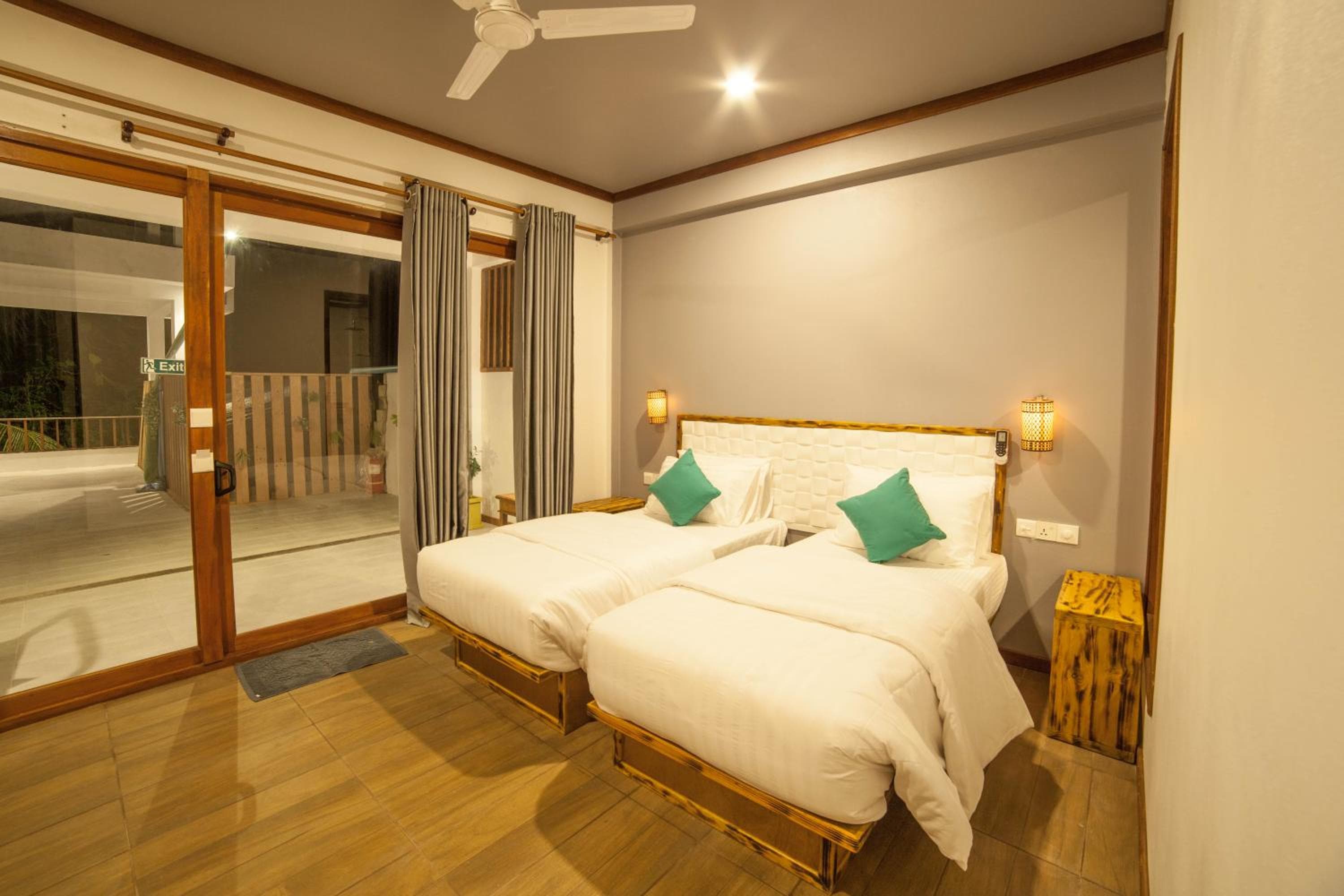 By the shade Maldives - View 98