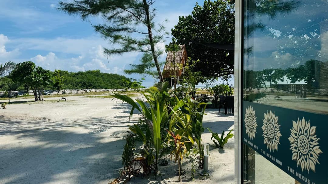 Wave Crest Retreat - View 82