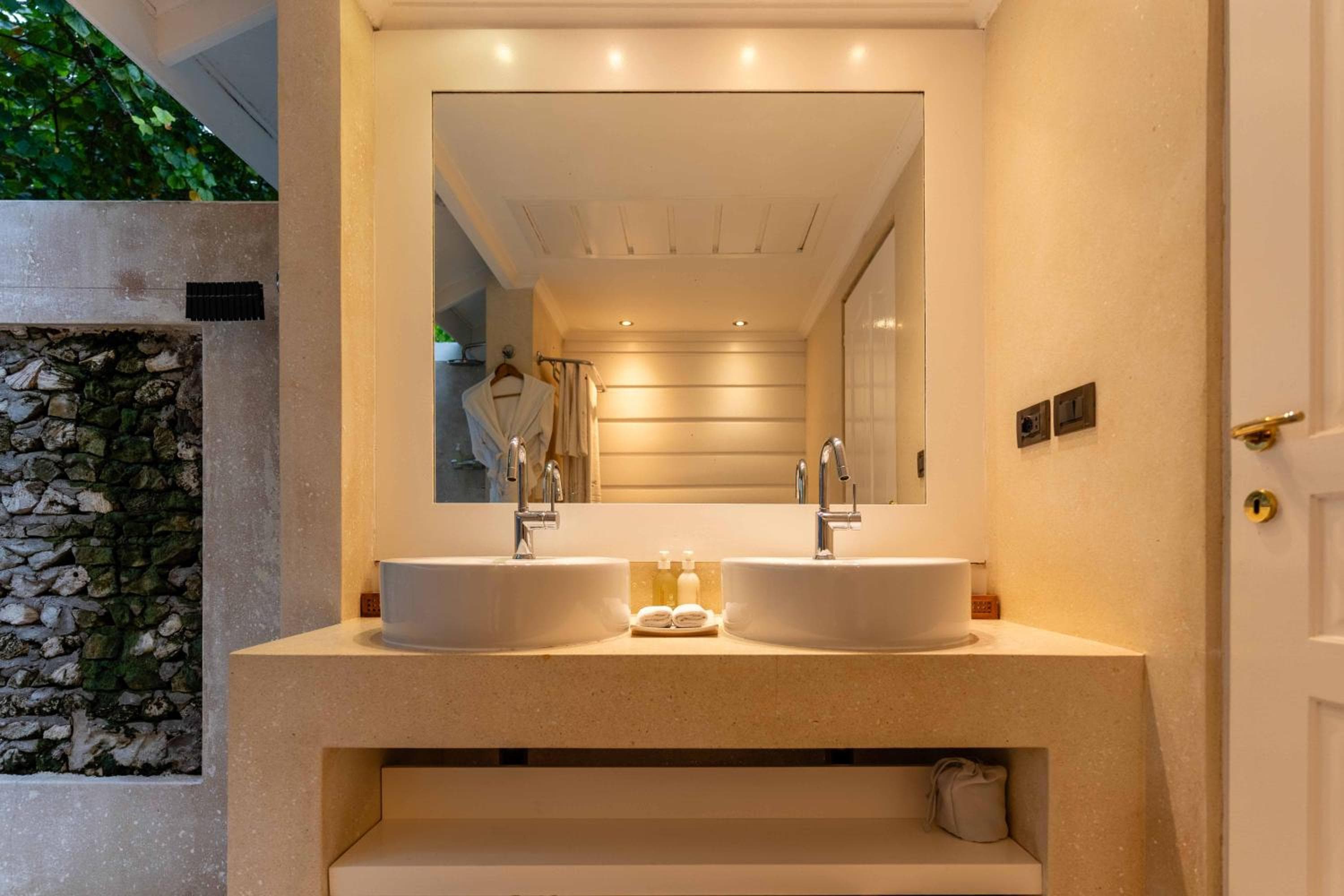 Diamonds Athuruga Maldives Resort & Spa - View 96