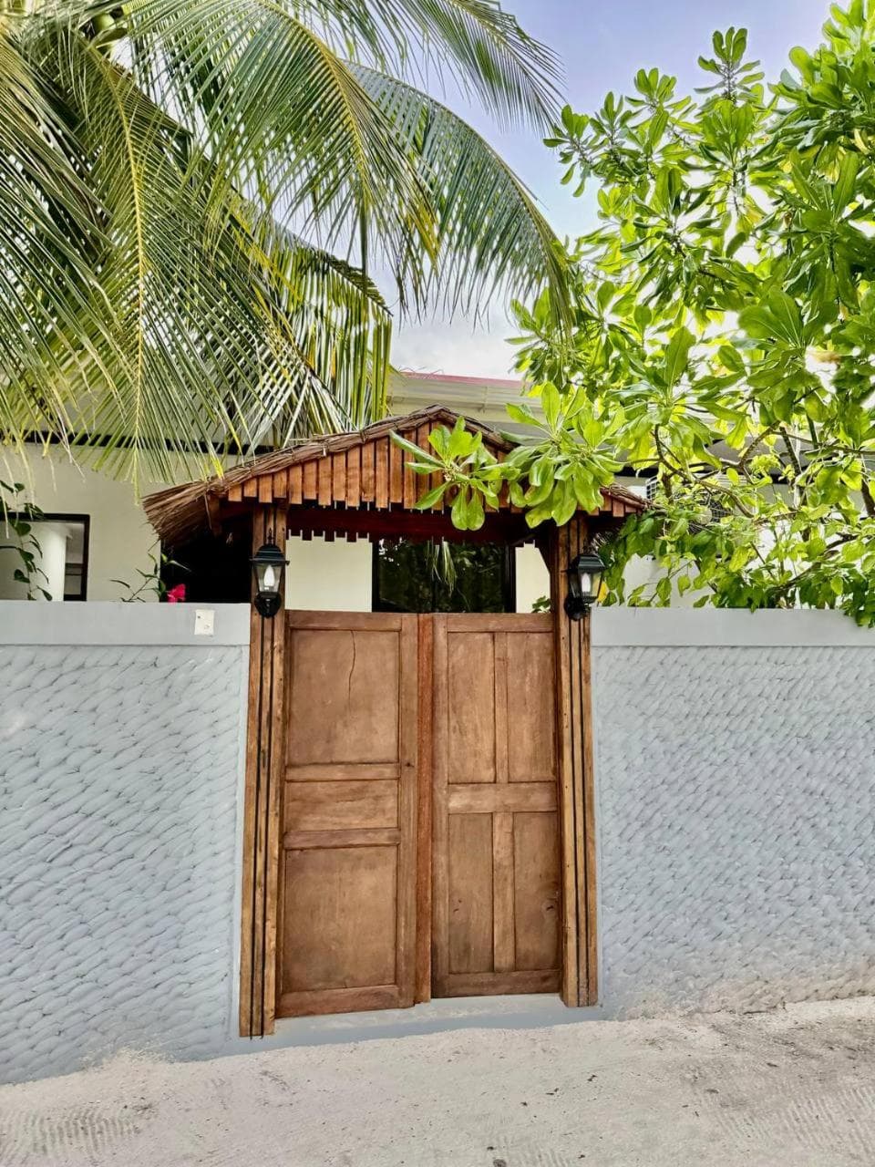 Seascape Retreats Dhigurah - View 19