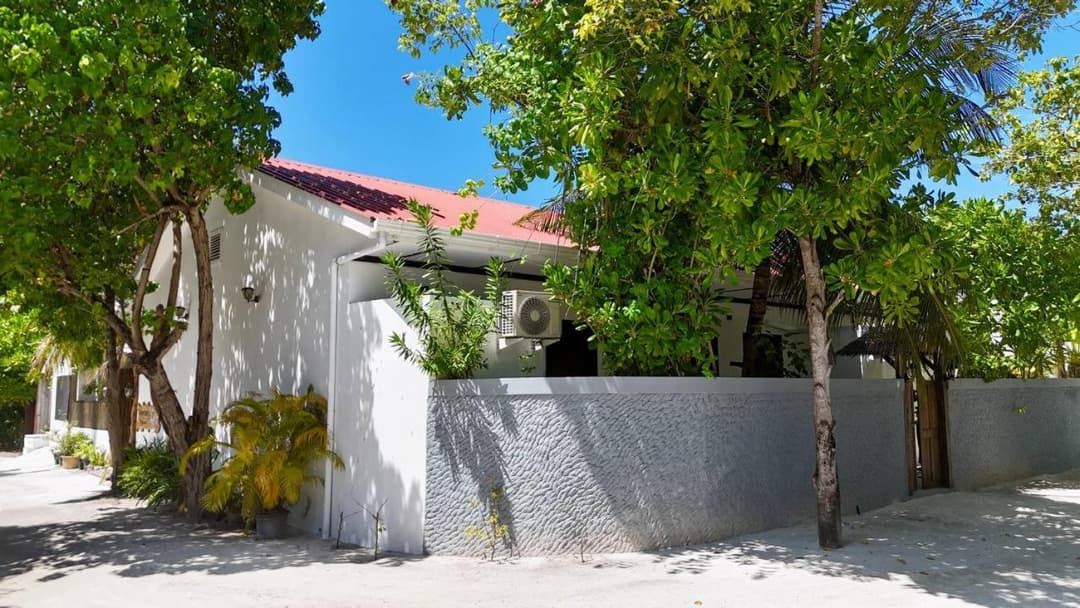 Seascape Retreats Dhigurah - View 20