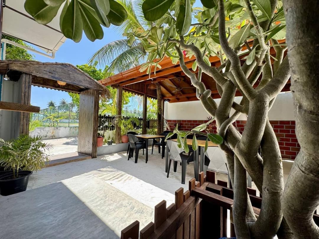 Seascape Retreats Dhigurah - View 32