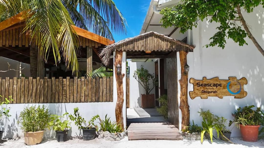Seascape Retreats Dhigurah - View 45