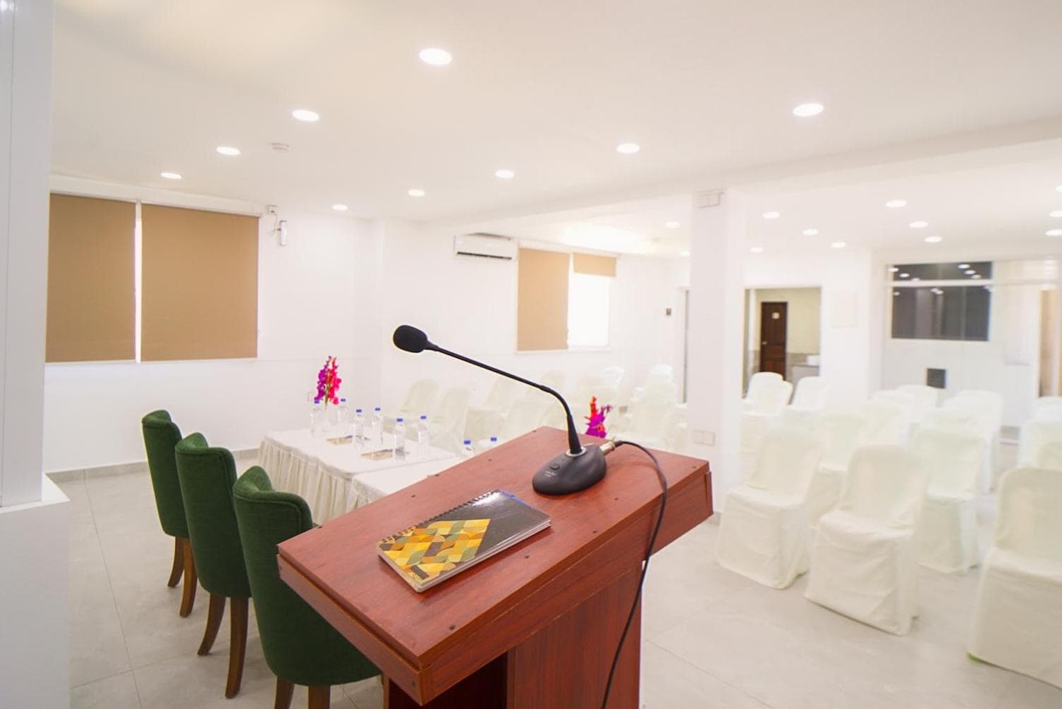 Hotel Flora - View 19