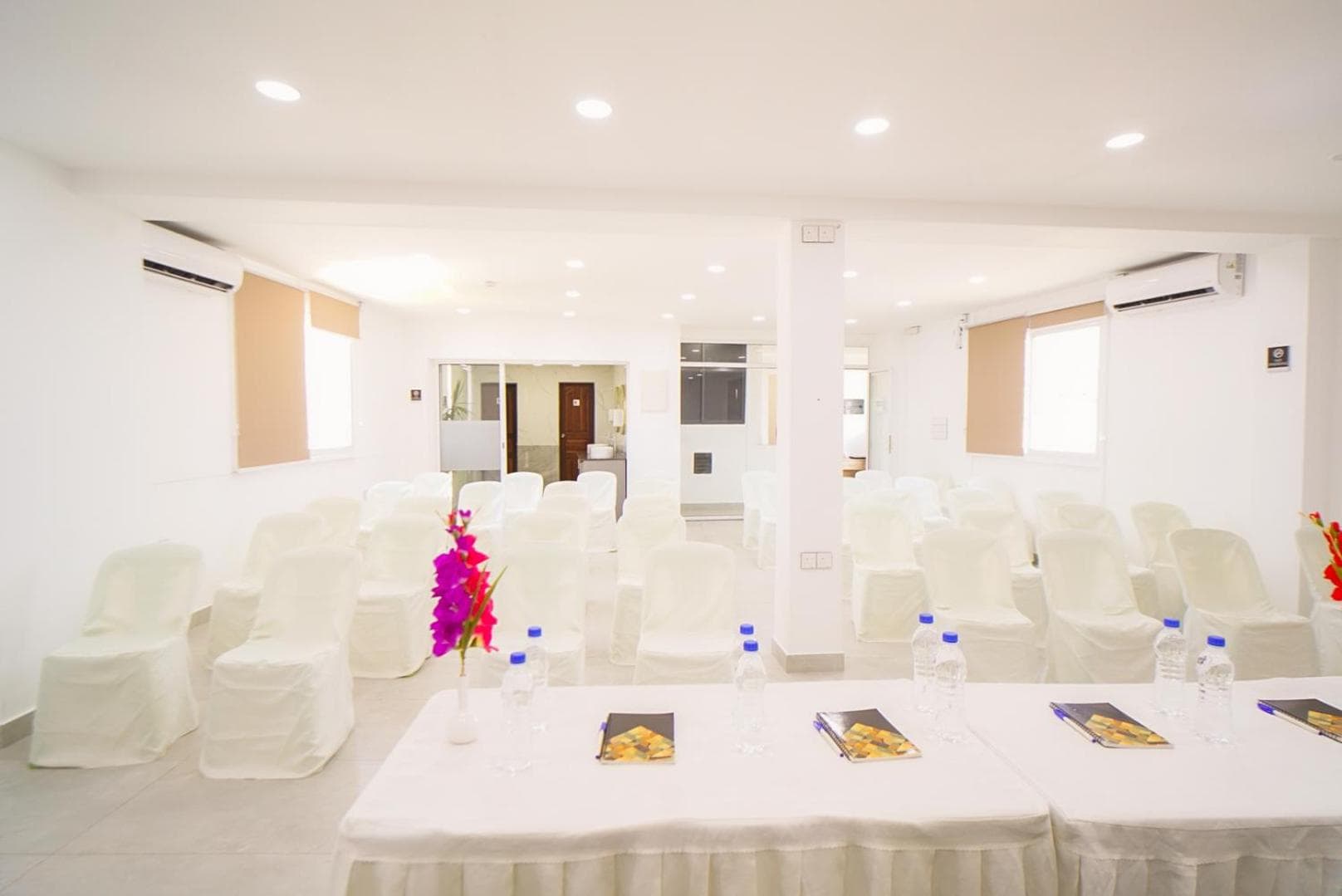 Hotel Flora - View 16