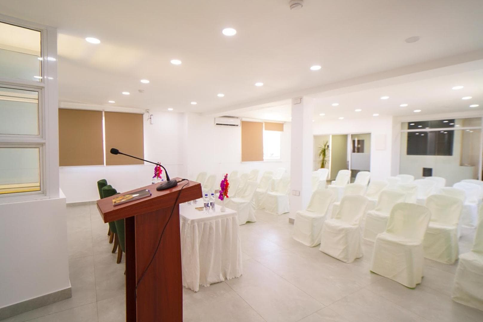 Hotel Flora - View 20