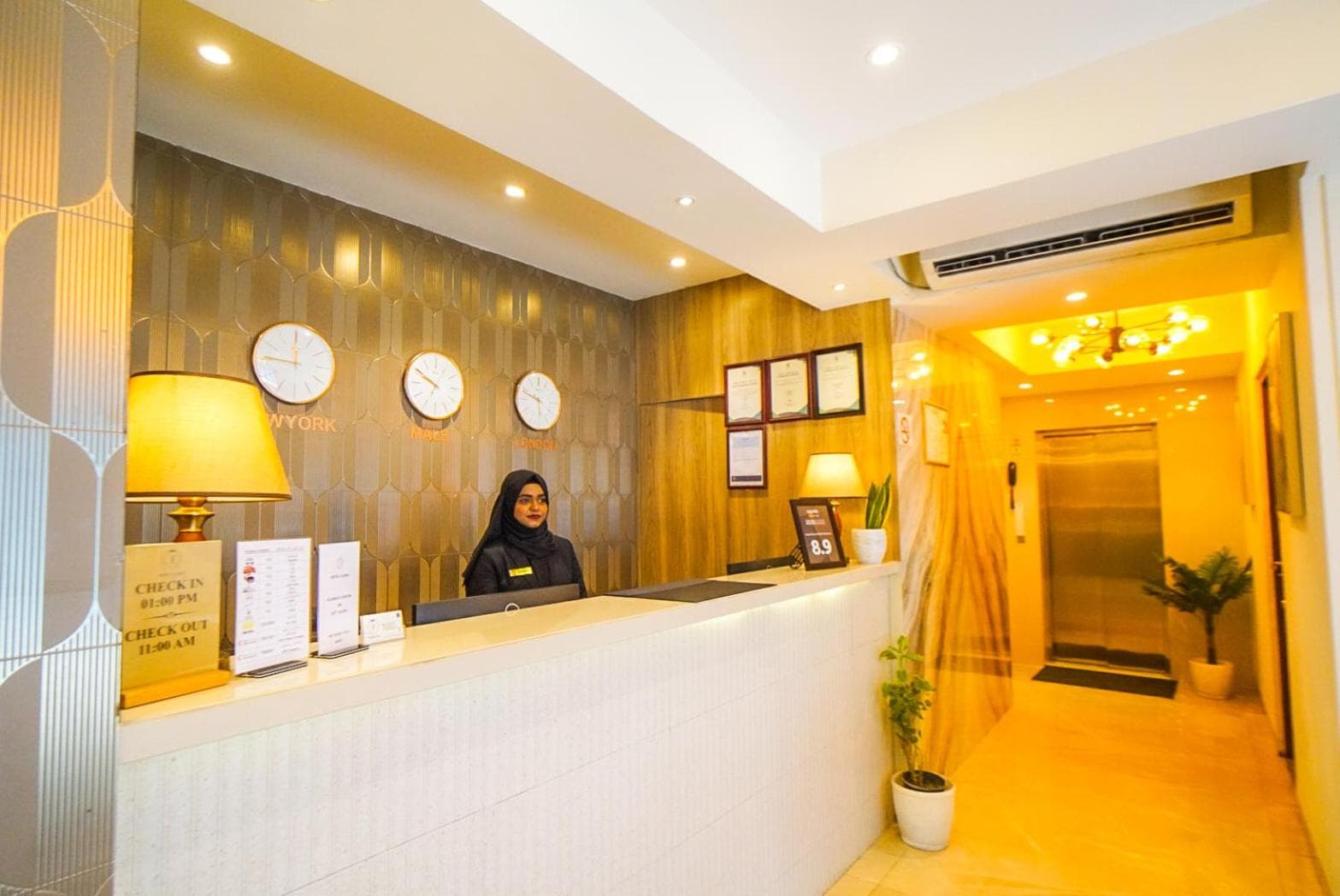 Hotel Flora - View 121