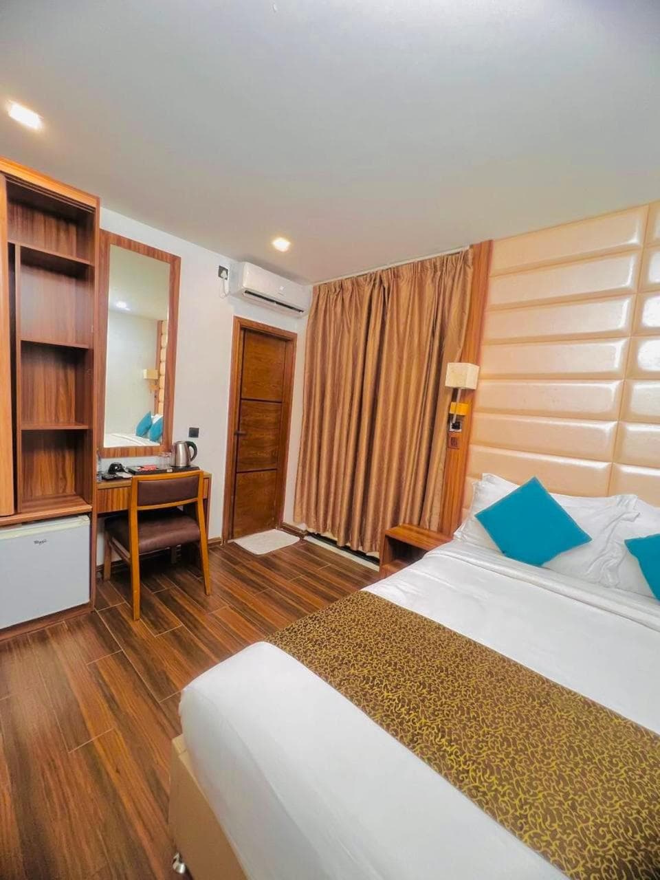 Dreams Grand - View 2
