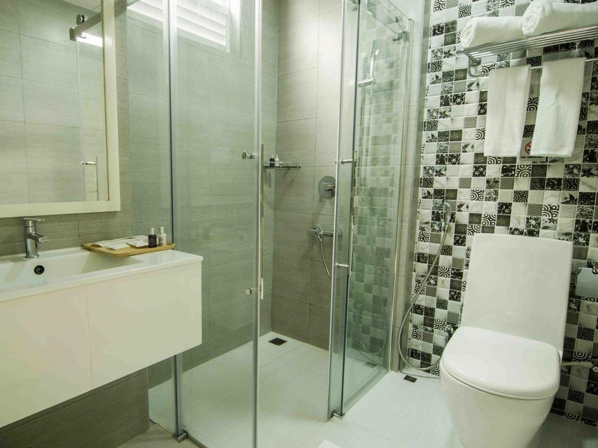 Coconut Tree Hulhuvilla Beach - View 20