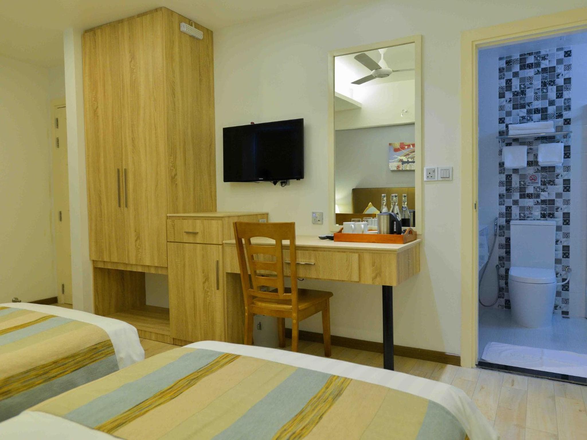 Coconut Tree Hulhuvilla Beach - View 24