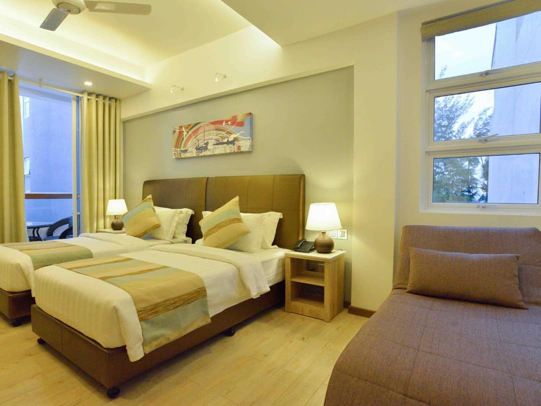 Coconut Tree Hulhuvilla Beach - View 34