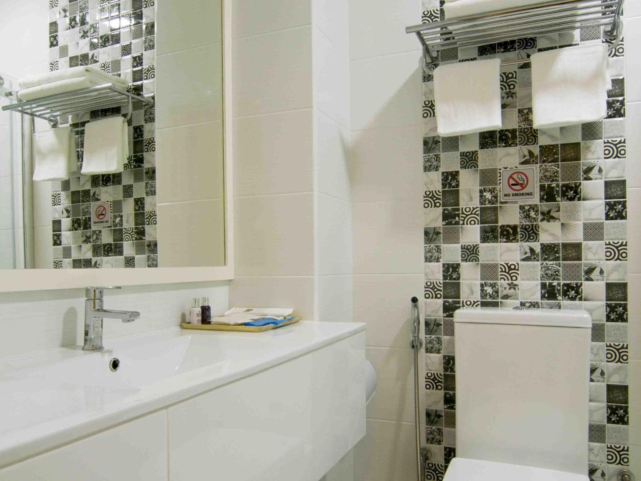 Coconut Tree Hulhuvilla Beach - View 27