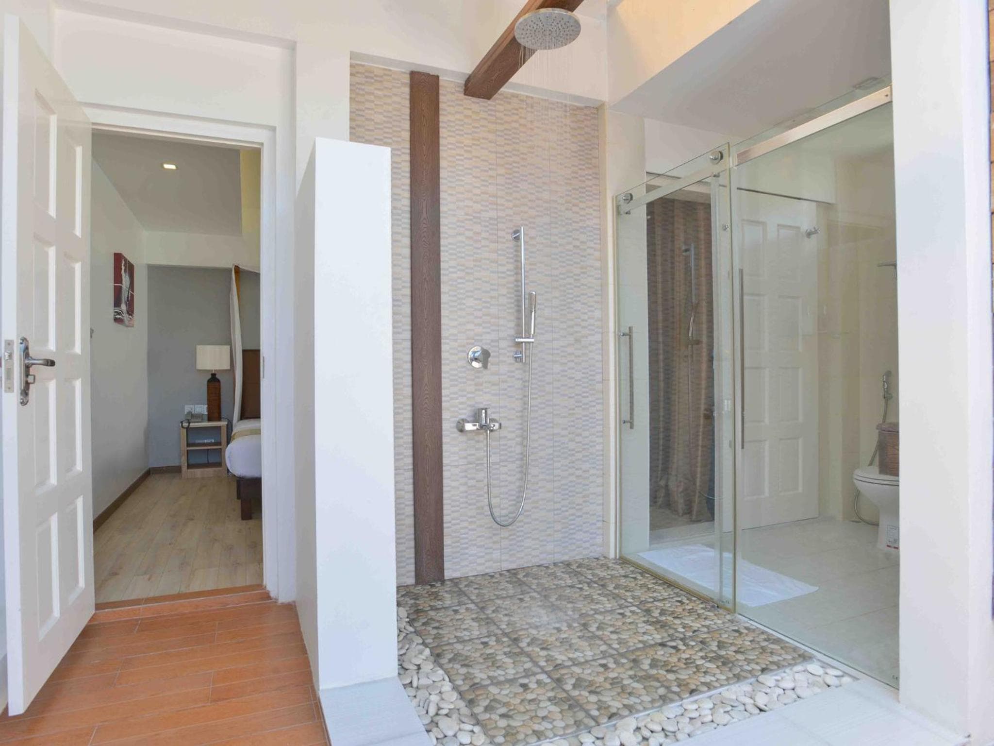 Coconut Tree Hulhuvilla Beach - View 29