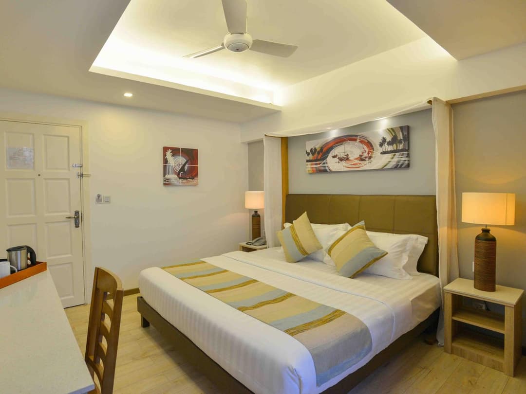 Coconut Tree Hulhuvilla Beach - View 14