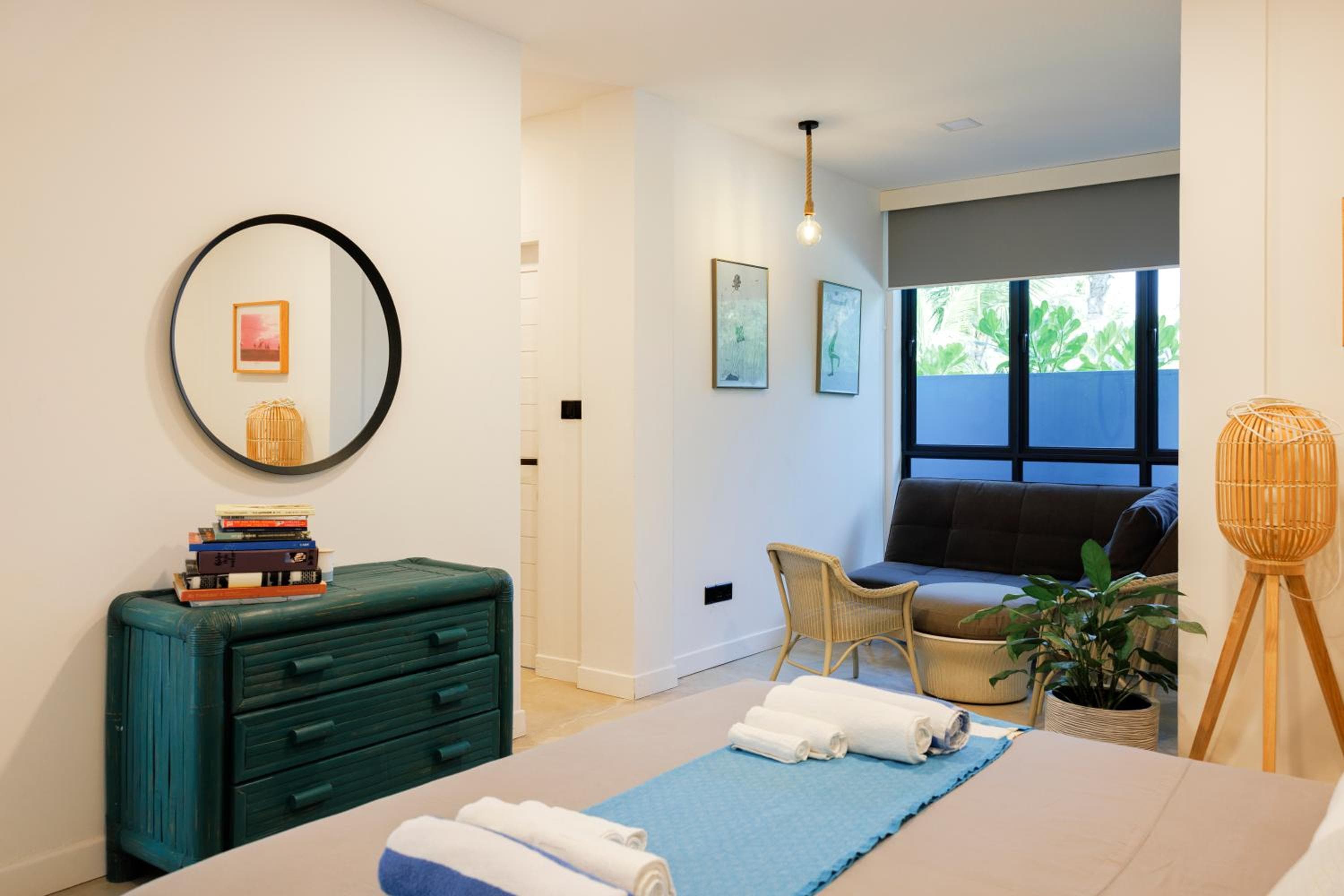 EQ SURF RETREAT - View 41