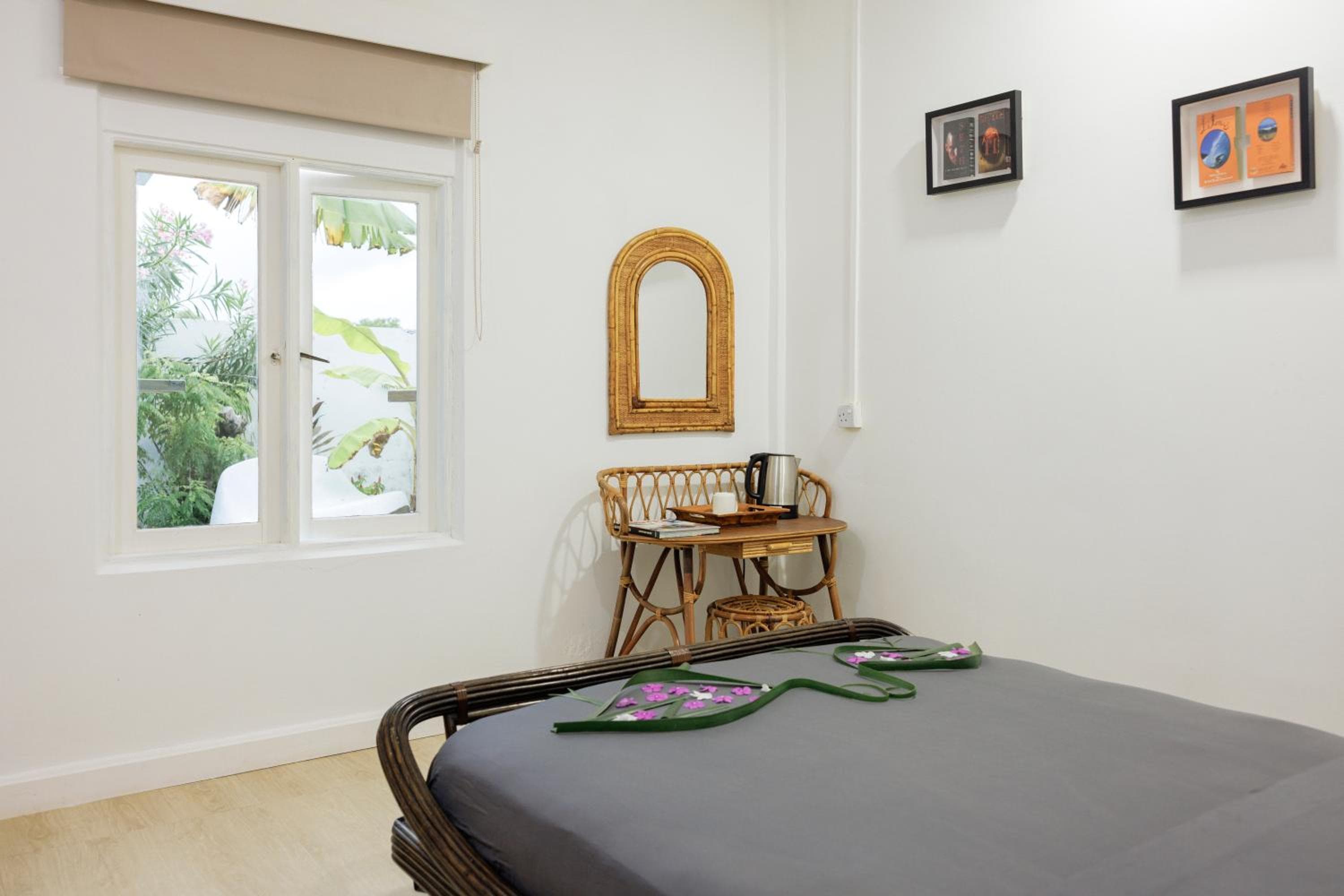 EQ SURF RETREAT - View 49