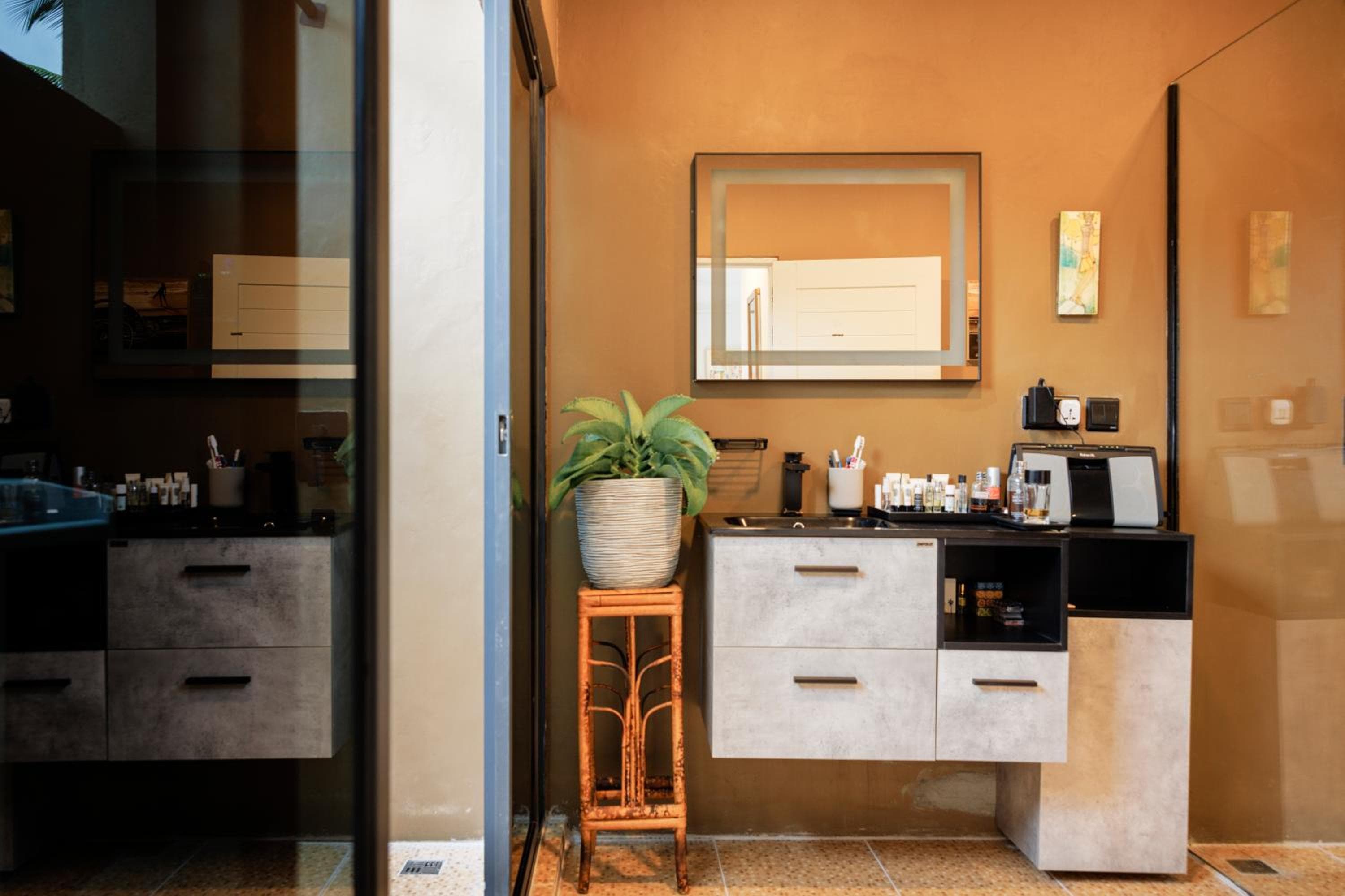 EQ SURF RETREAT - View 52