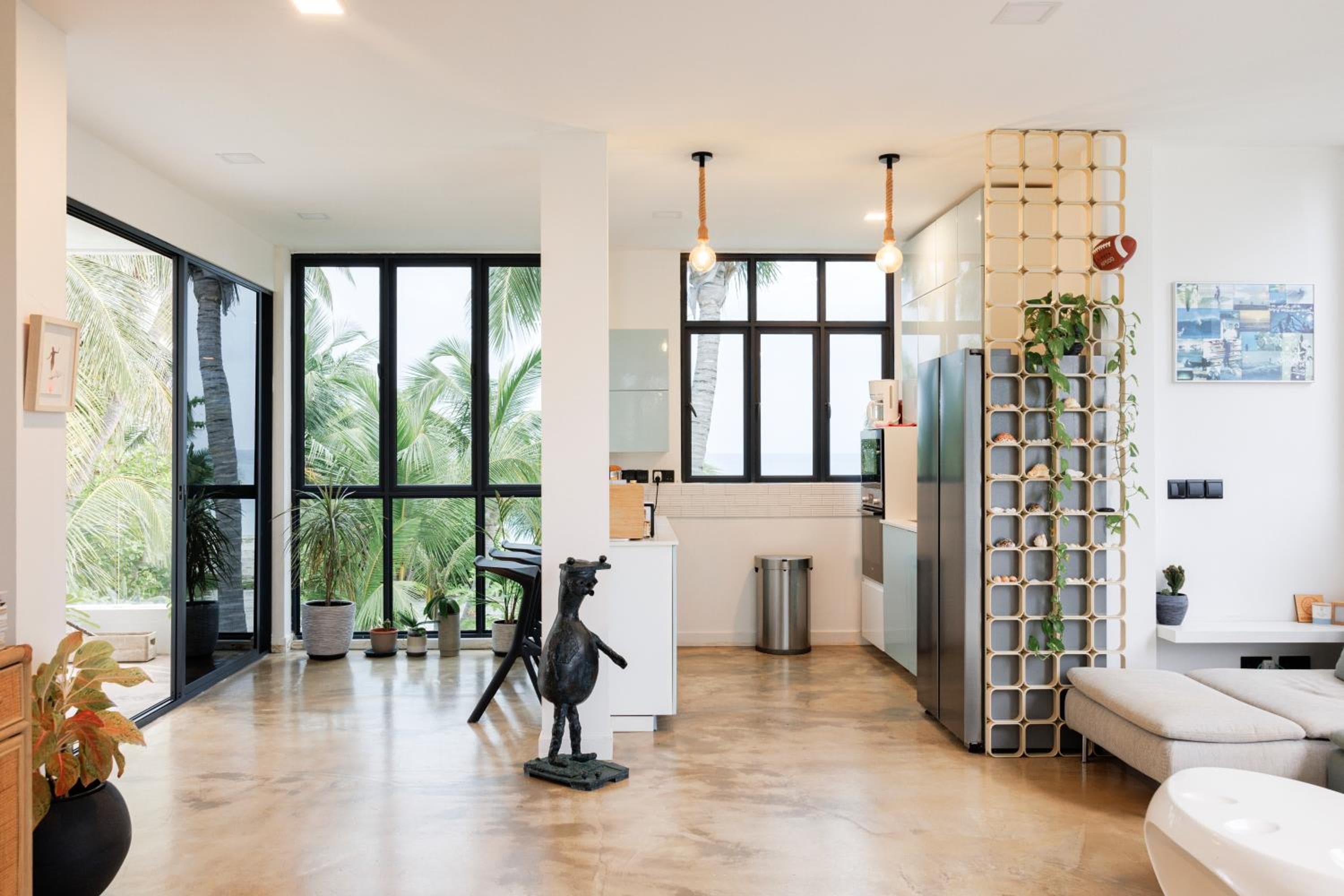 EQ SURF RETREAT - View 59