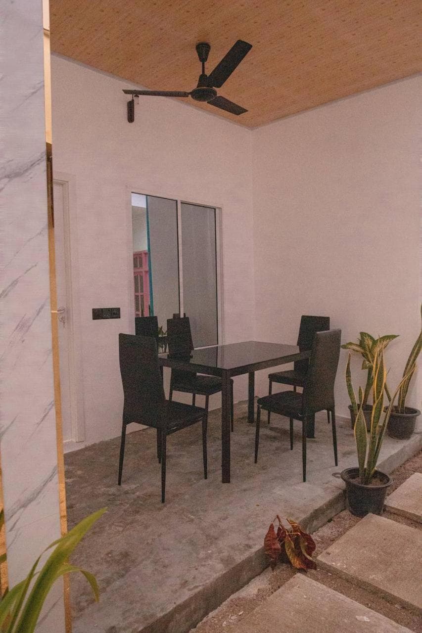 Rangali thoddoo Maldives - View 15