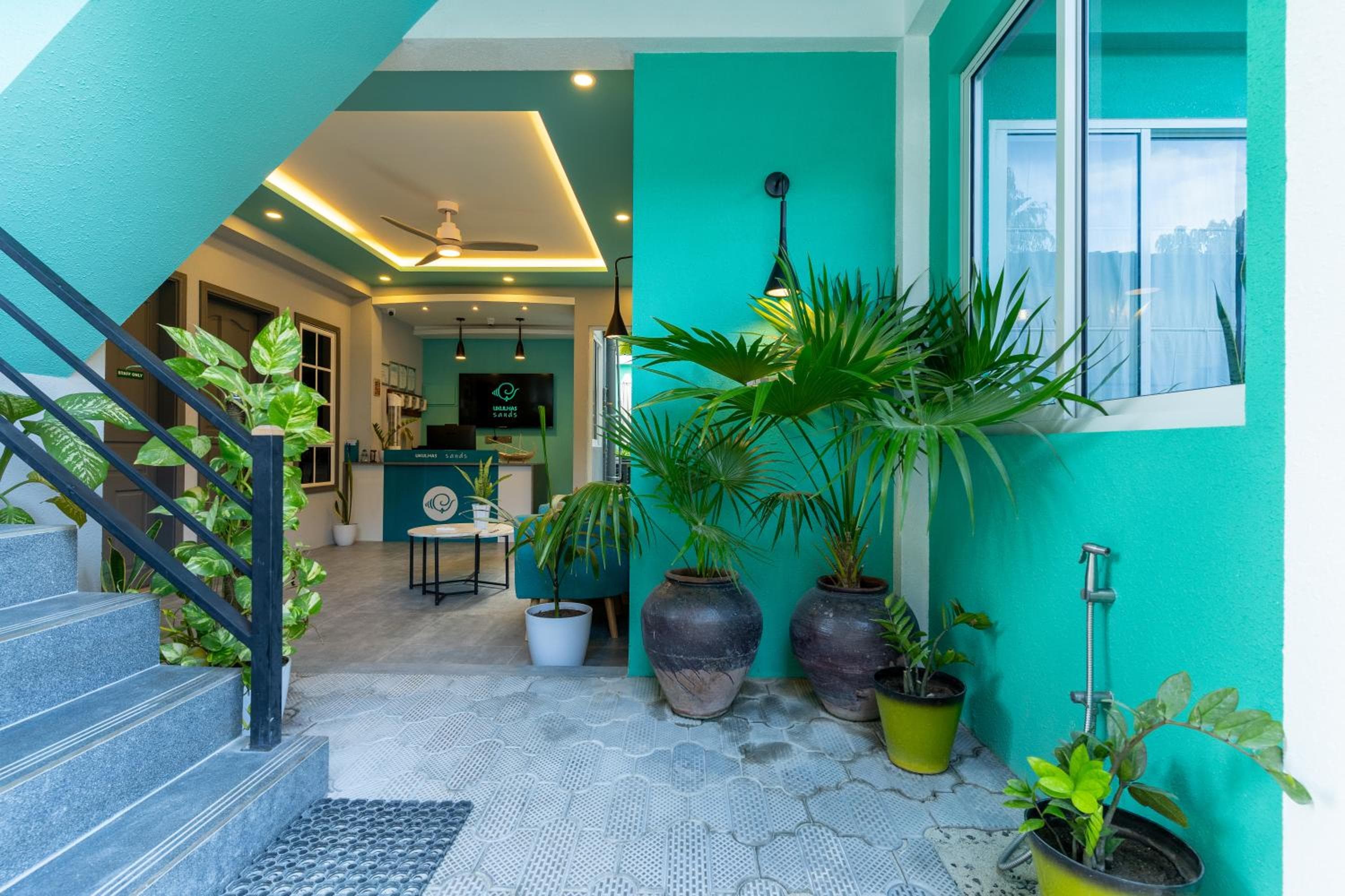 Ukulhas Sands - View 36