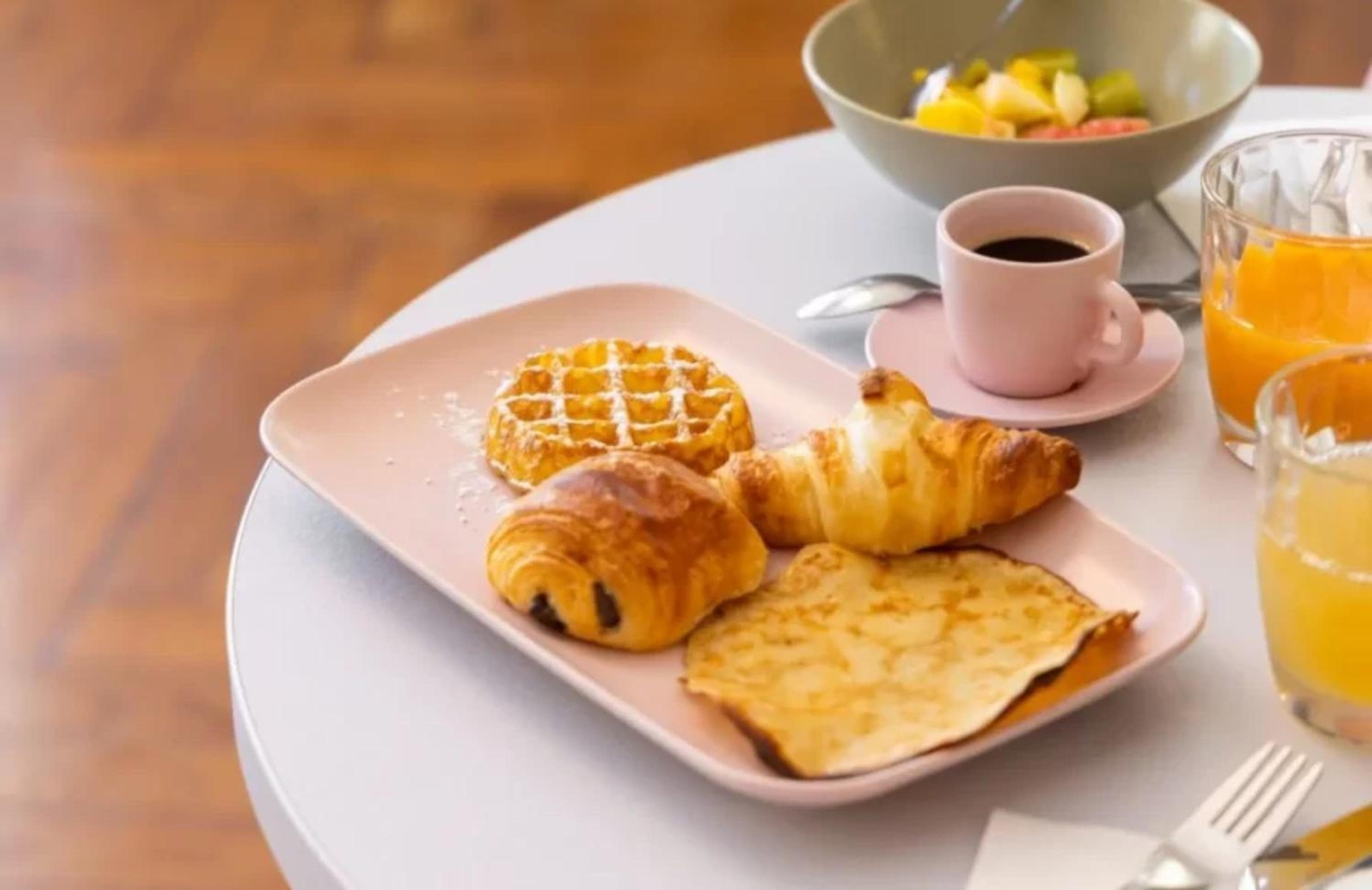 Dhiffushi Tourist Hotel - View 21