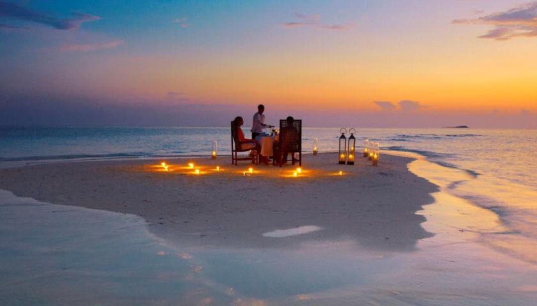 Dhiffushi Tourist Hotel - View 9
