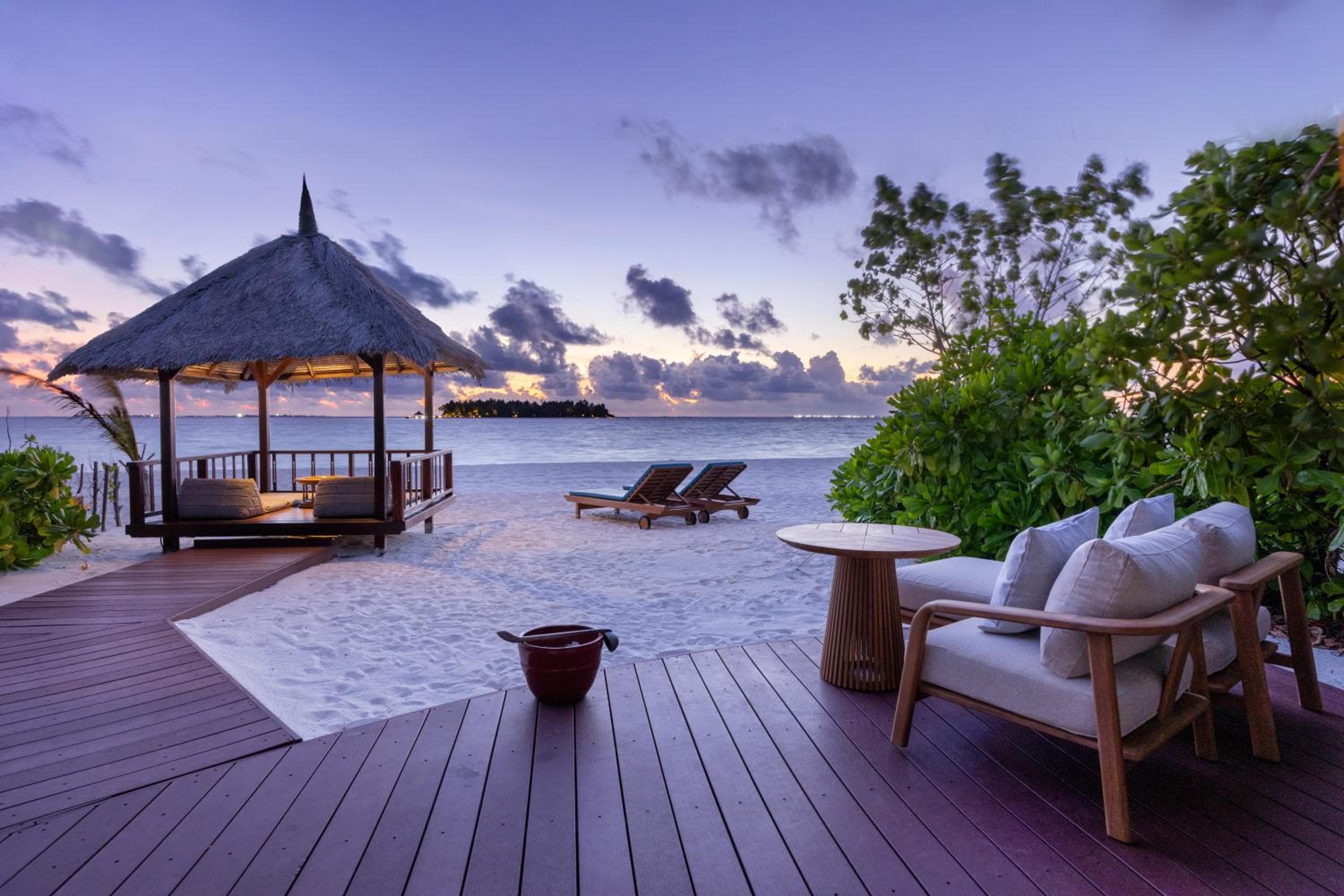 Banyan Tree Vabbinfaru - View 101