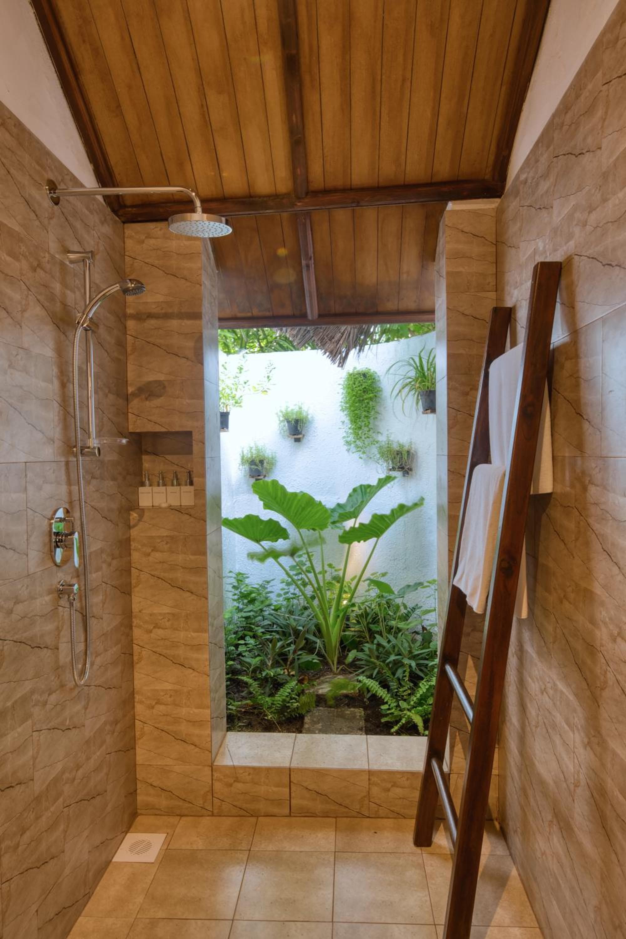 Makunudu Island- An Intimate Hideaway - View 63