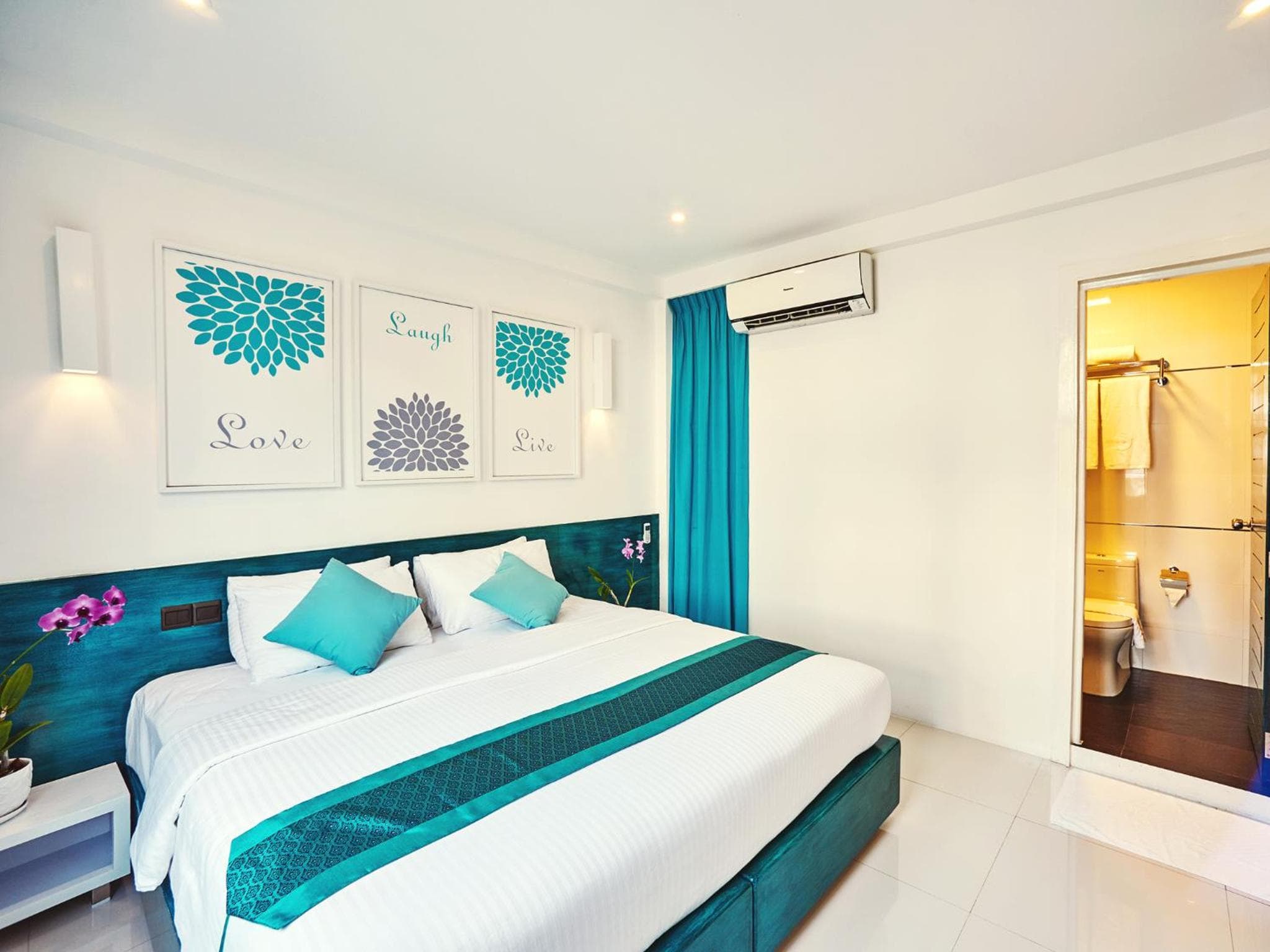 Planktons Beach - View 5