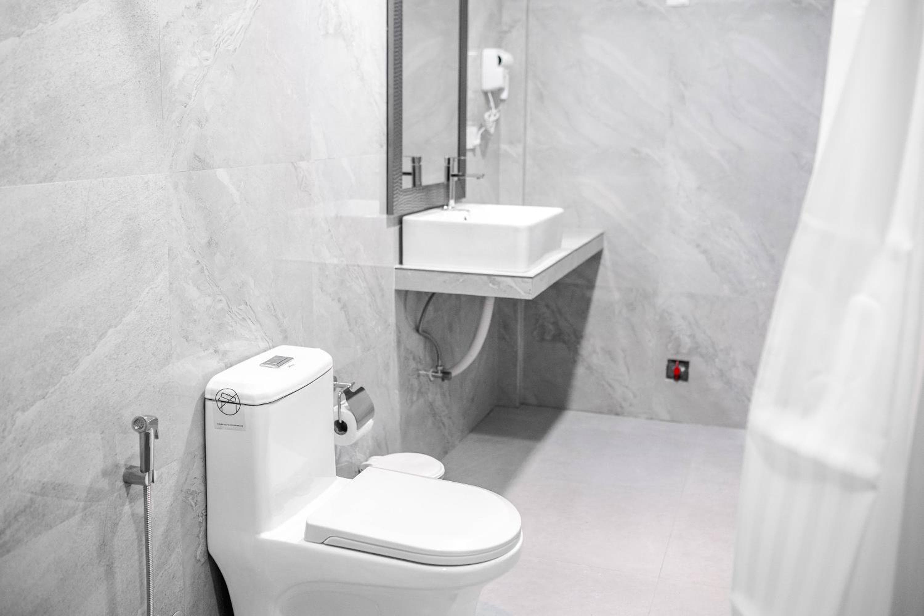 Aquatic Mathiveri - View 4