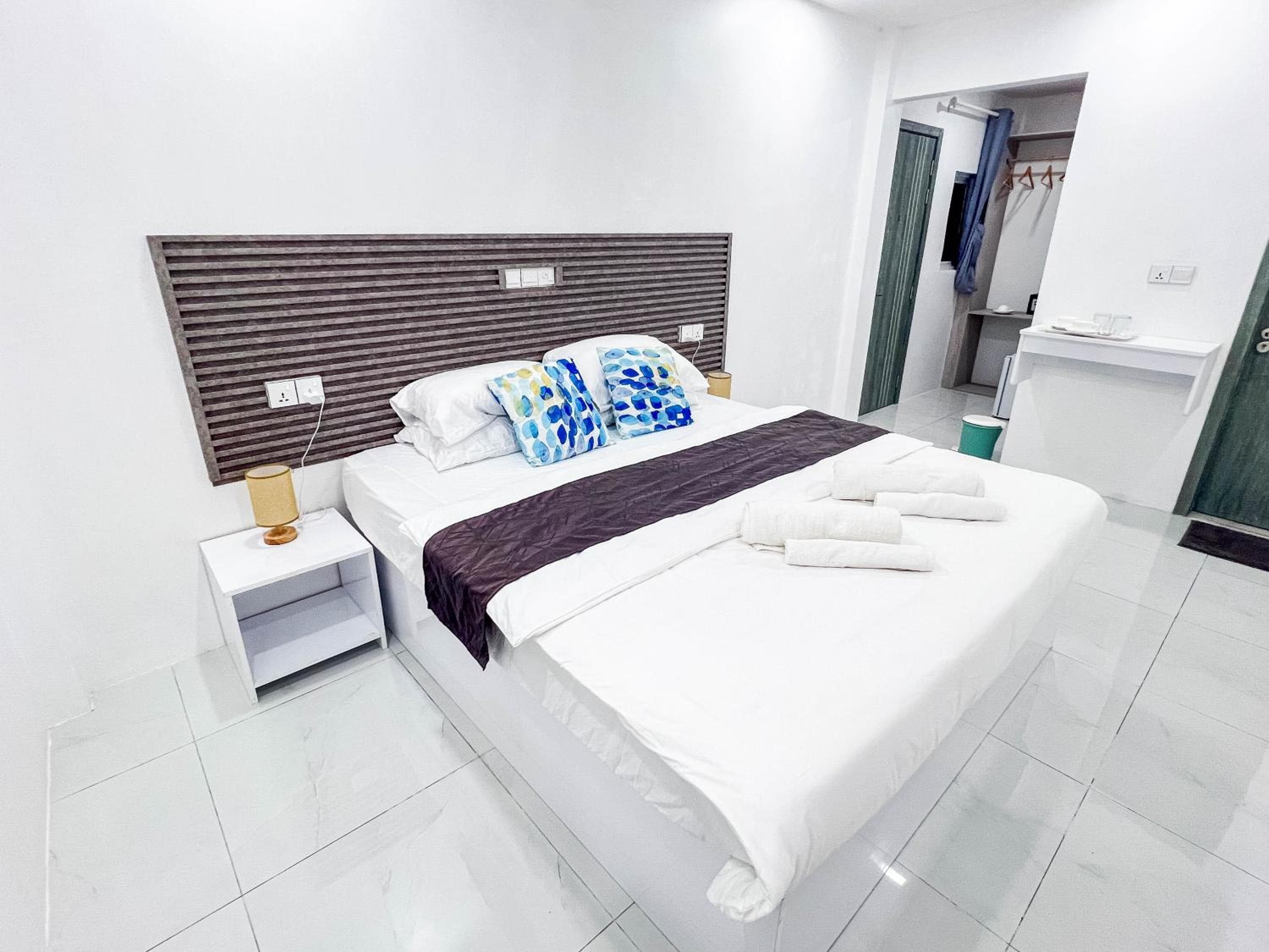 Aquatic Mathiveri - View 41