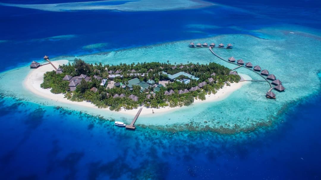 Adaaran Club Rannalhi - All Inclusive - 45 Minutes away from Male by Speedboat - View 23