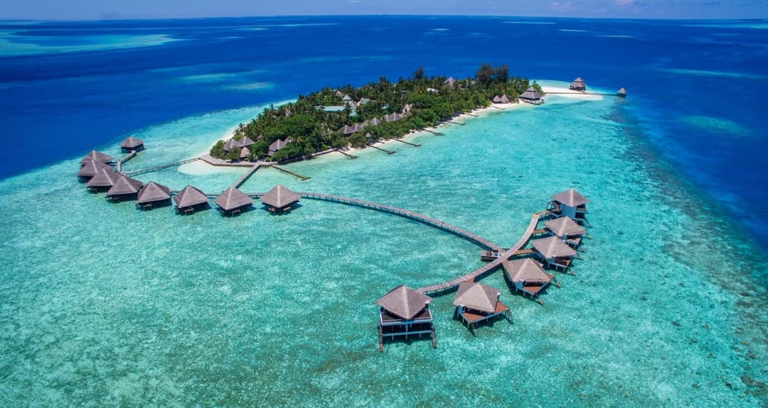 Adaaran Club Rannalhi - All Inclusive - 45 Minutes away from Male by Speedboat - View 10